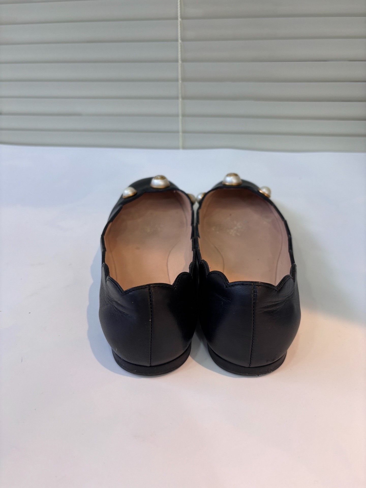 Gucci Gucci Pearl Petal Mary Jane Flats Size US 4.5 / IT 34.5 - 4 Thumbnail