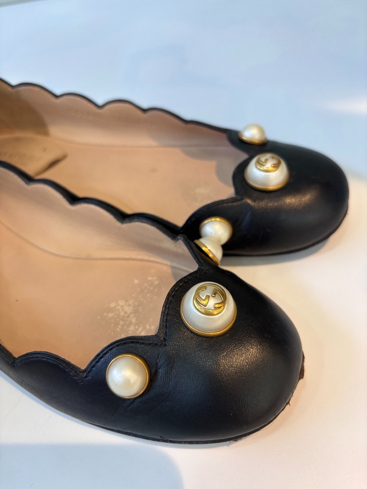 Gucci Gucci Pearl Petal Mary Jane Flats Size US 4.5 / IT 34.5 - 5 Thumbnail