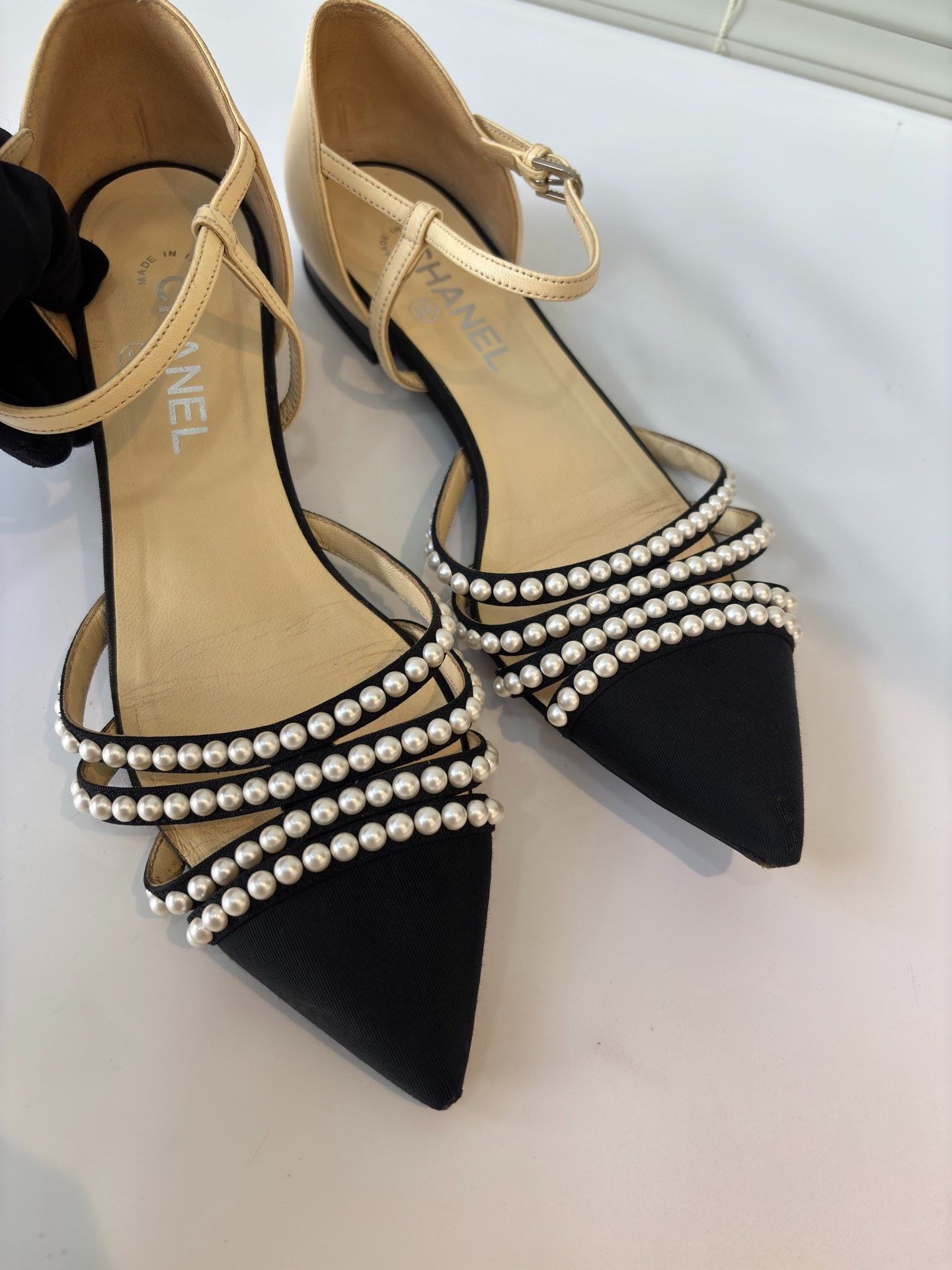 Chanel Chanel Pearl Pointed Flat Shoes Size US 8 / IT 38 - 3 Thumbnail