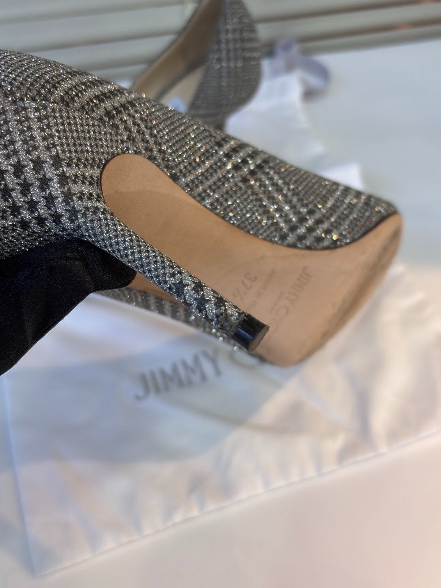Jimmy Choo Jimmy Choo Silver Sequin Check Heels Size US 6.5 / IT 36.5 - 6 Thumbnail