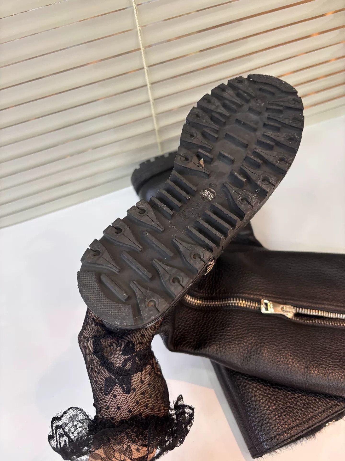 Gucci Gucci Black Leather Long Boots Size US 4.5 / IT 34.5 - 8 Thumbnail