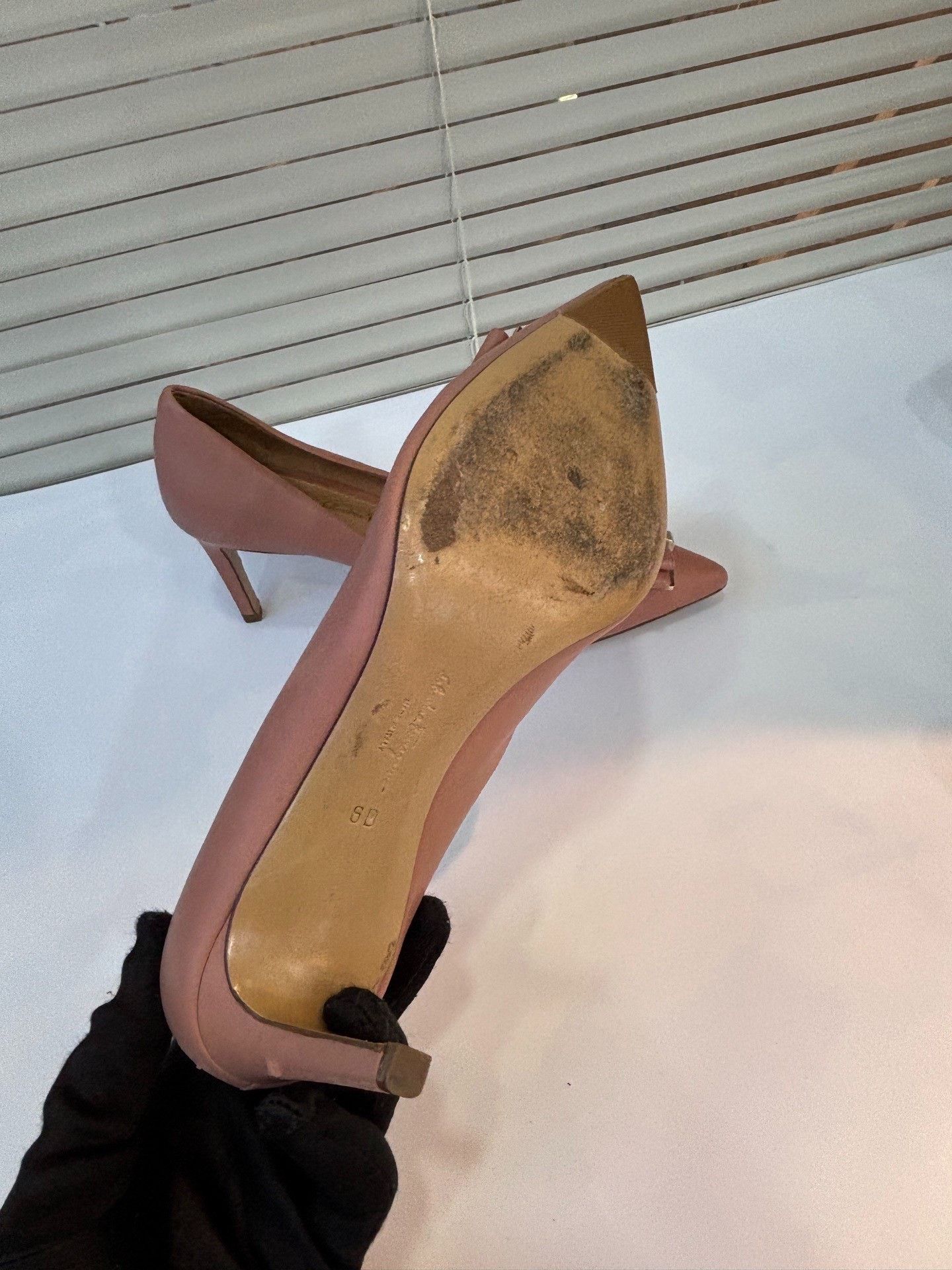 Salvatore Ferragamo Ferragamo Lobster Pink Bow Heels Size US 5 / IT 35 - 9 Thumbnail
