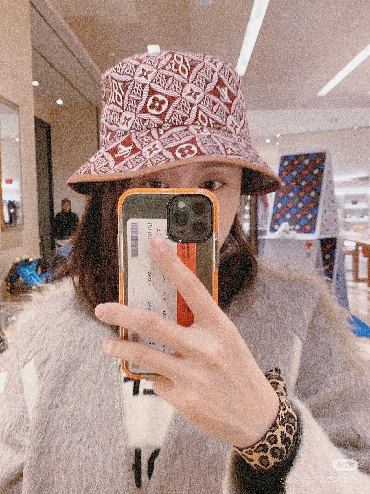 Louis Vuitton LV 1854 Monogram Bucket Hat Size ONE SIZE - 2 Thumbnail