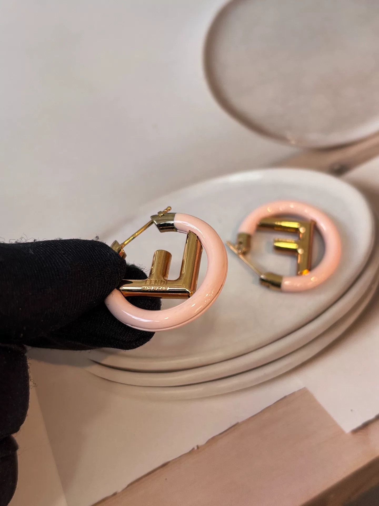Fendi Fendi Enamel Pink F Circle Earrings Size ONE SIZE - 2 Thumbnail