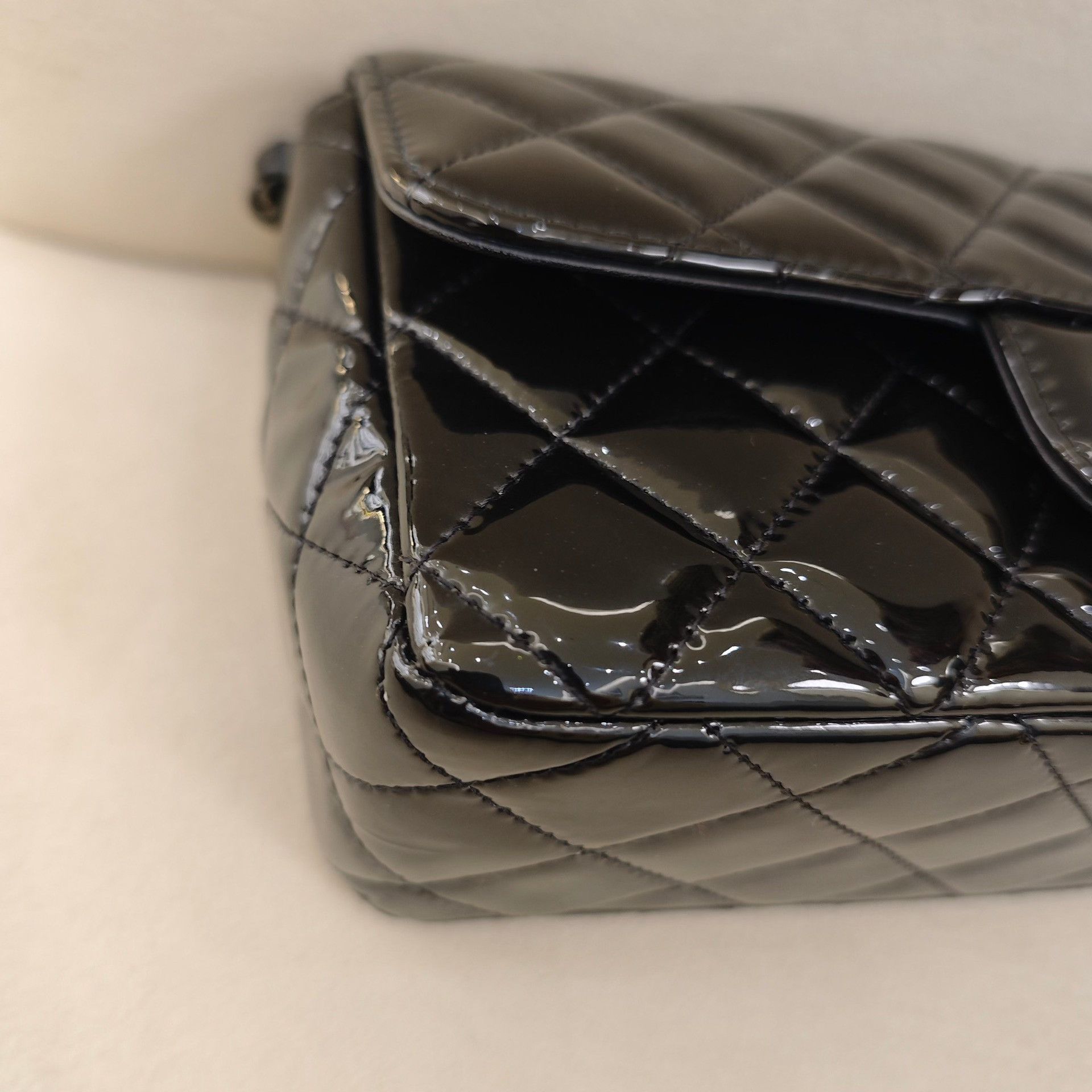Chanel Chanel 21B CF Mini So Black Chain Bag Size ONE SIZE - 3 Thumbnail