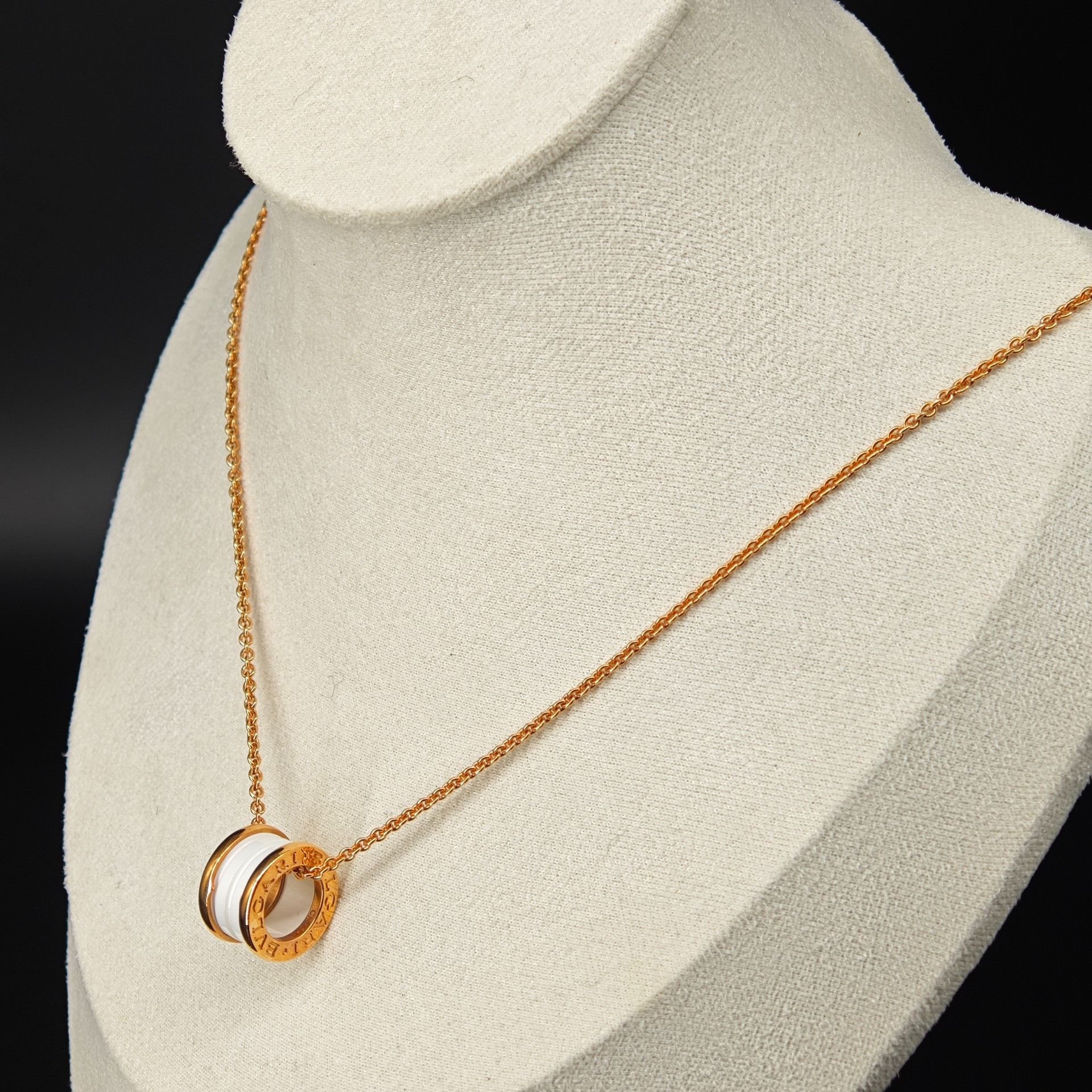 Bvlgari Bvlgari Rose Gold Ceramic Spring Necklace Size ONE SIZE - 3 Thumbnail