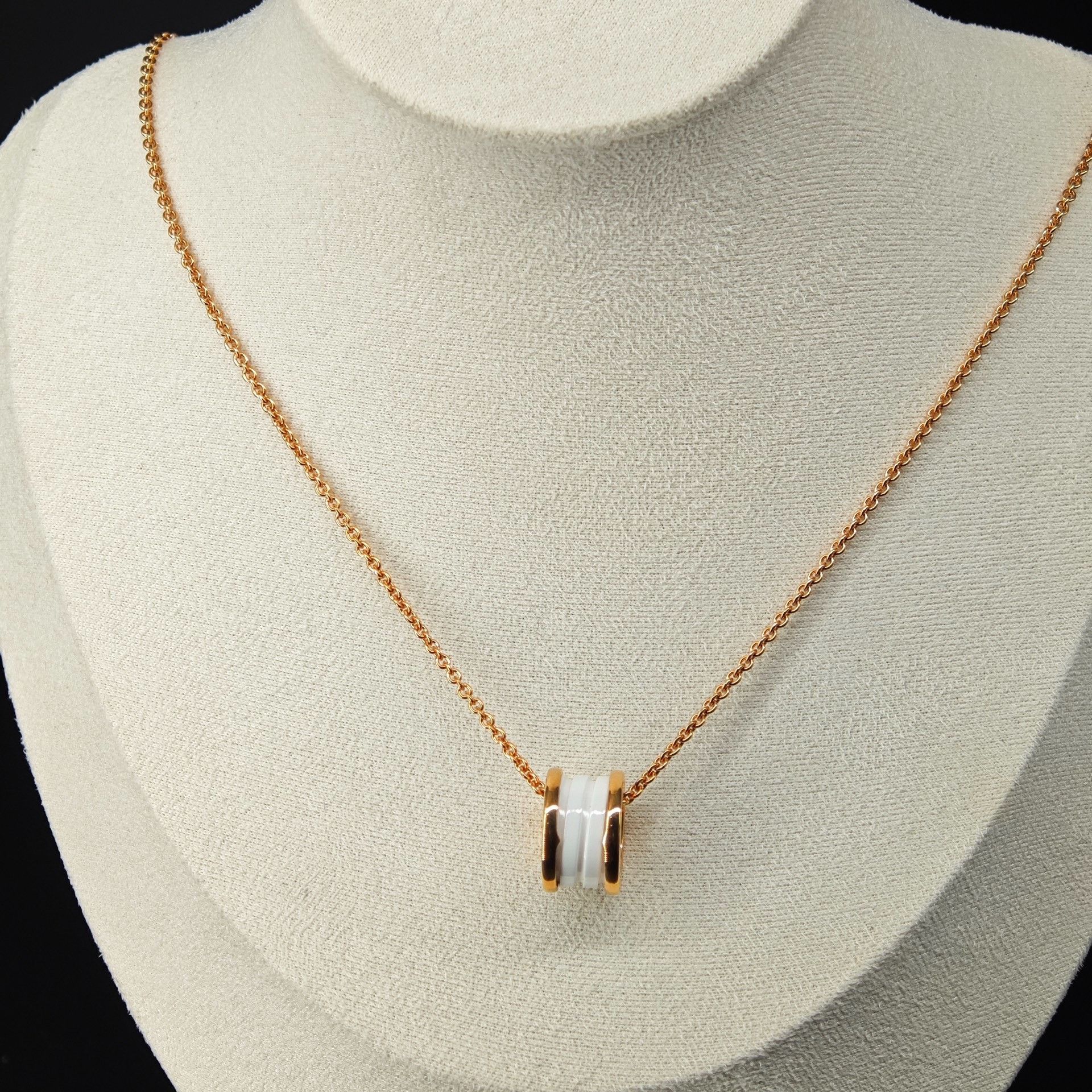 Bvlgari Bvlgari Rose Gold Ceramic Spring Necklace Size ONE SIZE - 4 Thumbnail