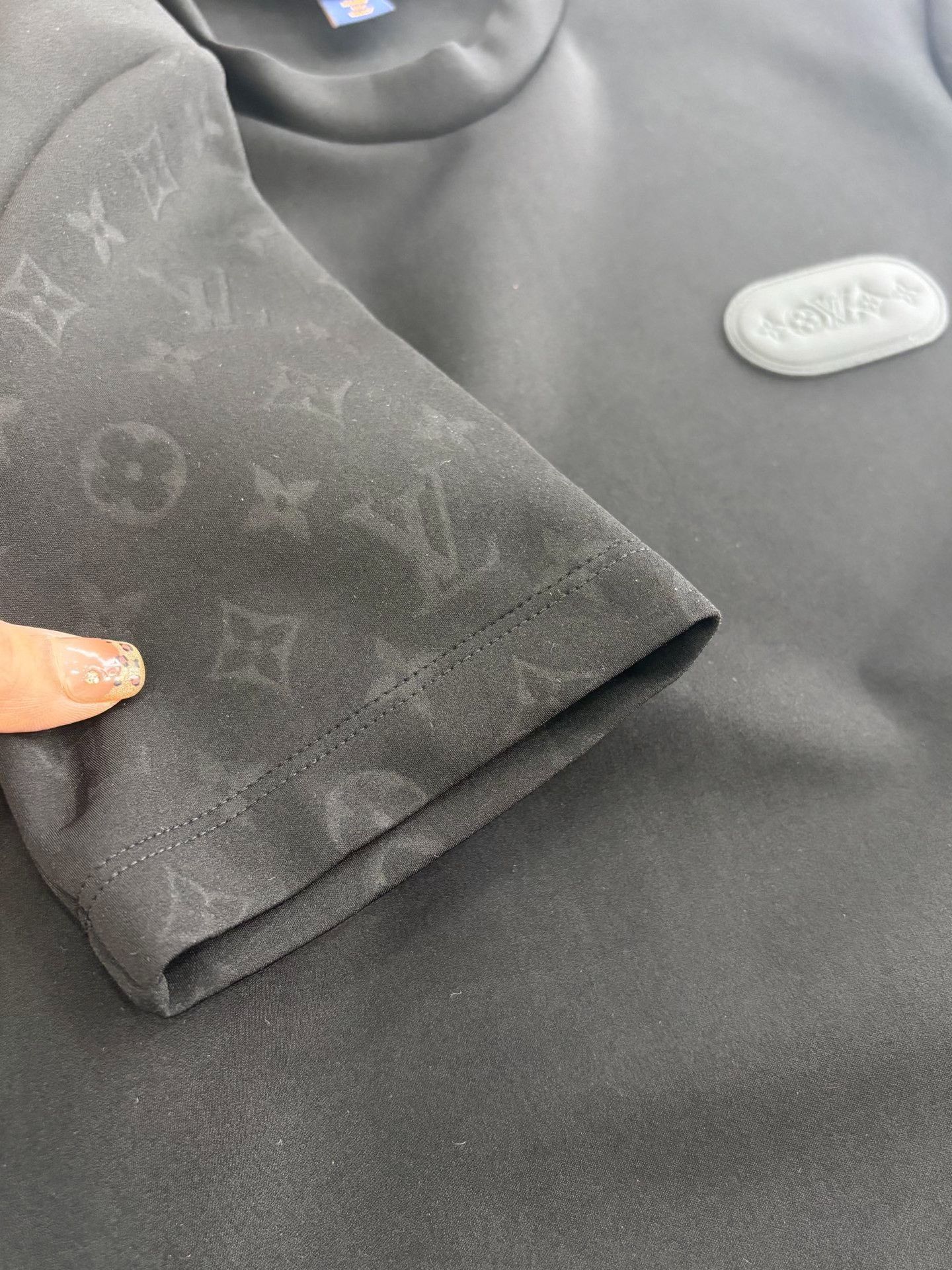 Louis Vuitton LV Black Cotton Short-sleeve Top S Size S / US 4 / IT 40 - 7 Thumbnail