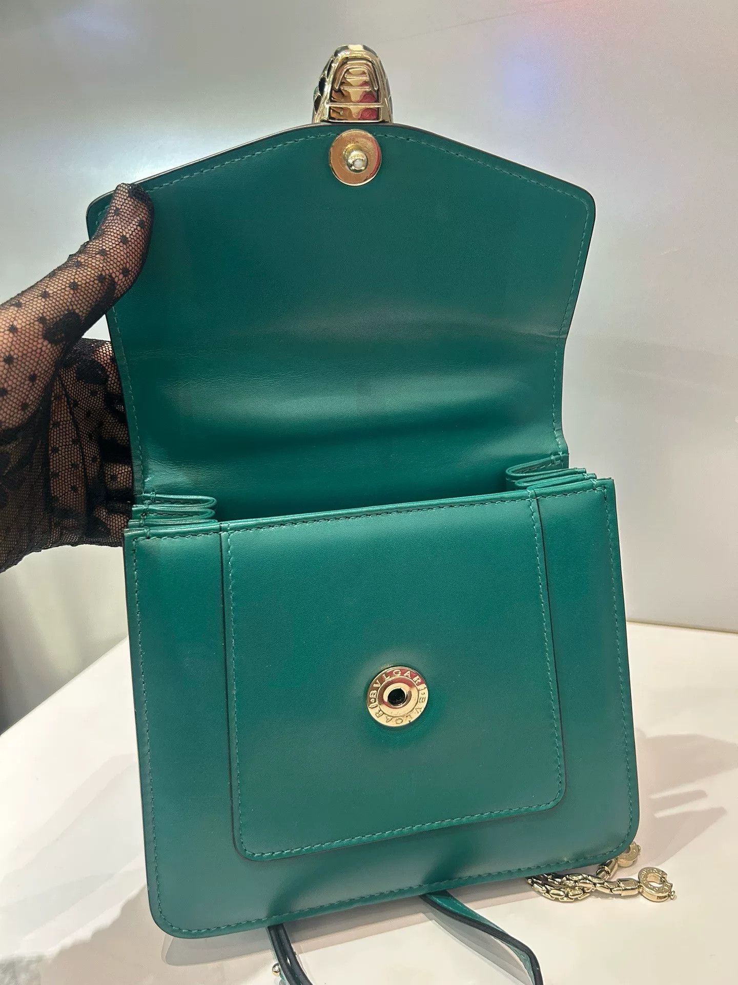 Bvlgari Bvlgari Small Green Snake Head Accordion Bag Size ONE SIZE - 4 Thumbnail