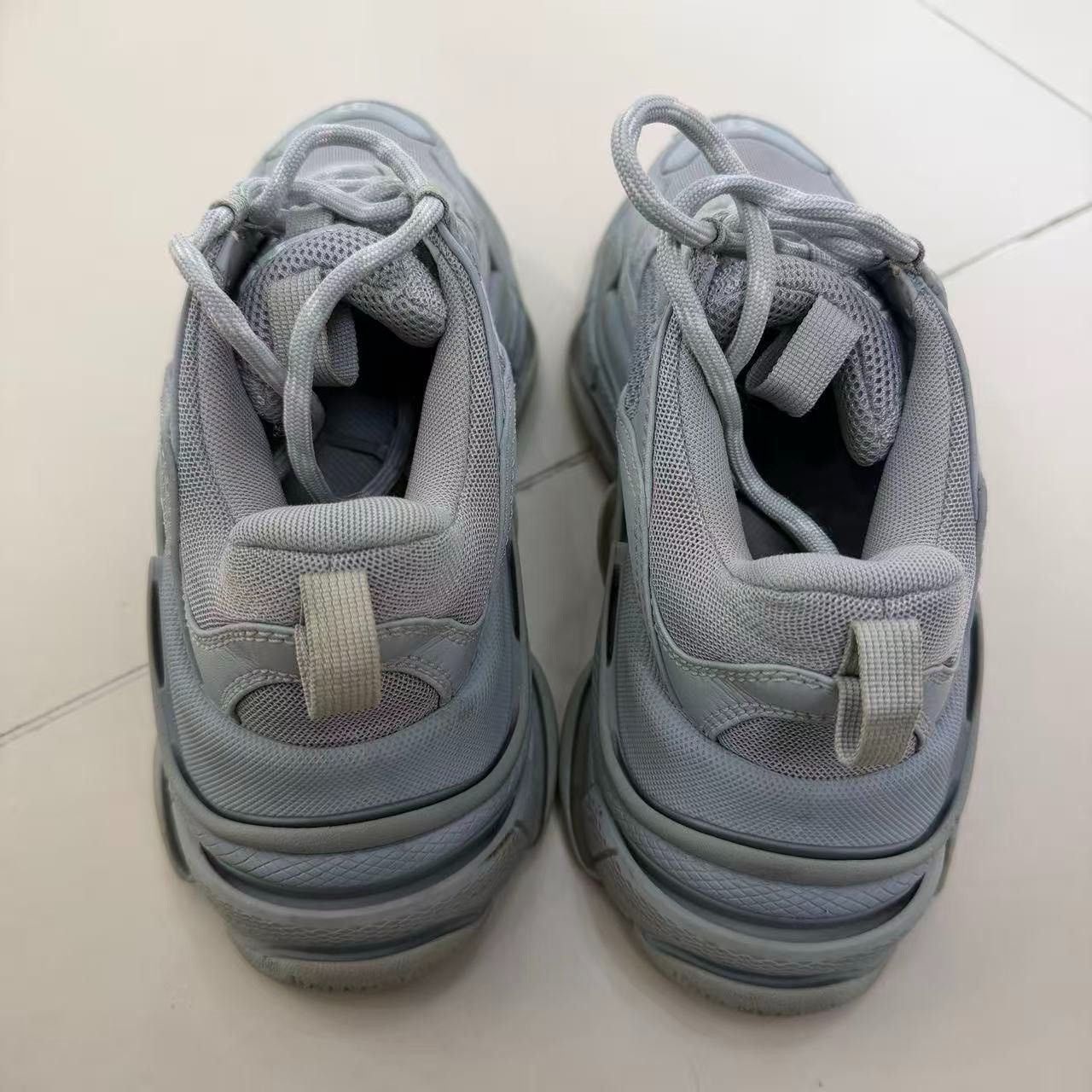 Balenciaga Balenciaga Triple S Sneakers Size US 6 / IT 36 - 3 Thumbnail