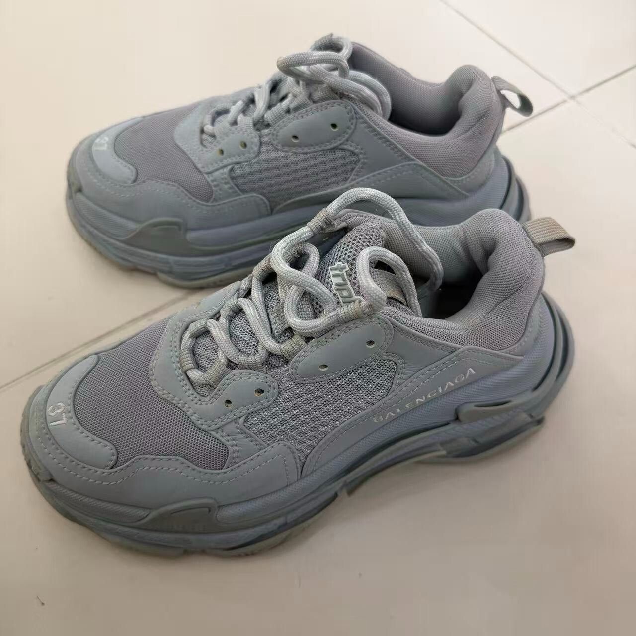 Balenciaga Balenciaga Triple S Sneakers Size US 6 / IT 36 - 2 Thumbnail