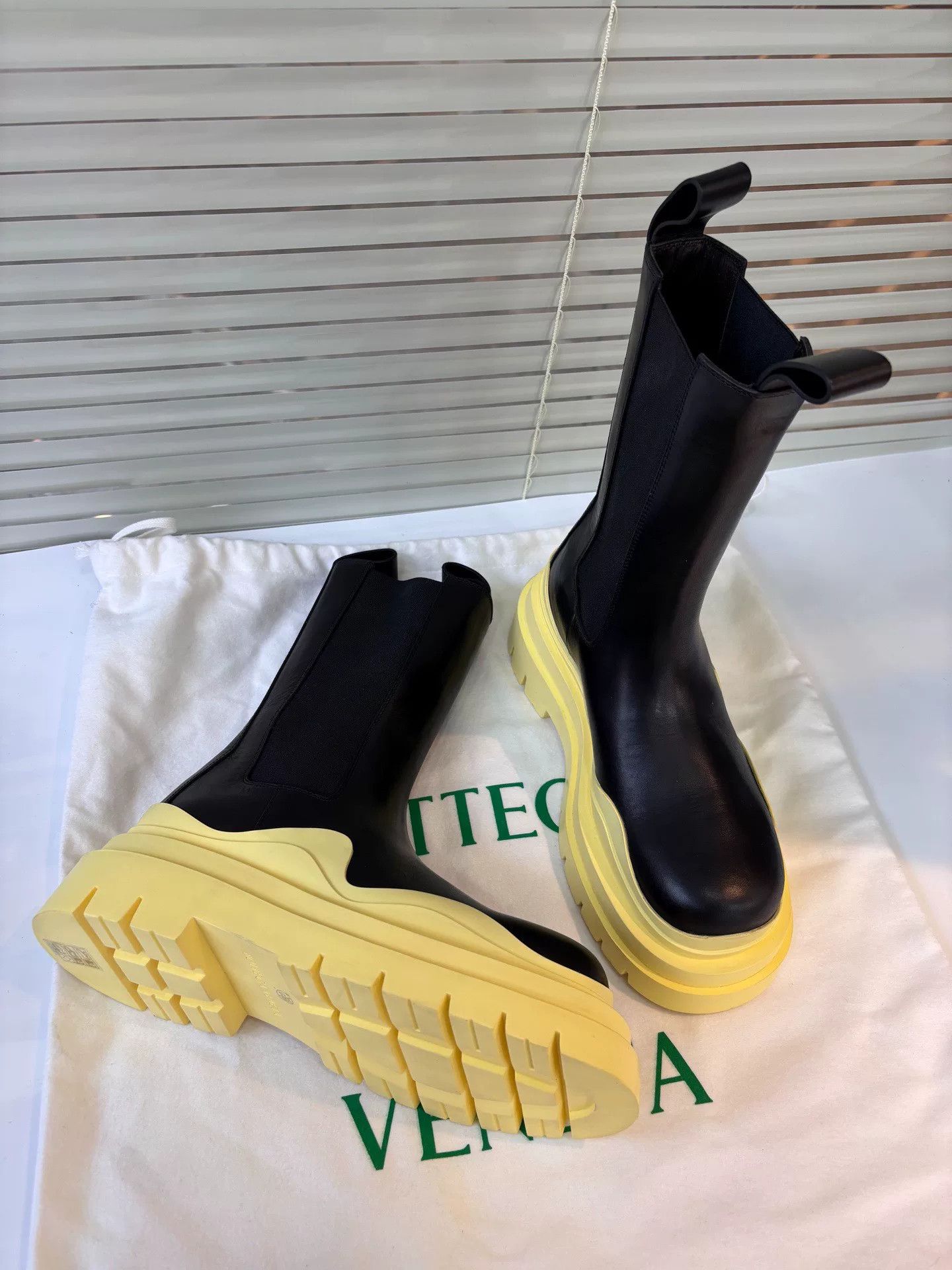 BV By Bodega BV Black Yellow Chelsea Mid-Calf Boots Size US 5.5 / IT 35.5 - 7 Thumbnail
