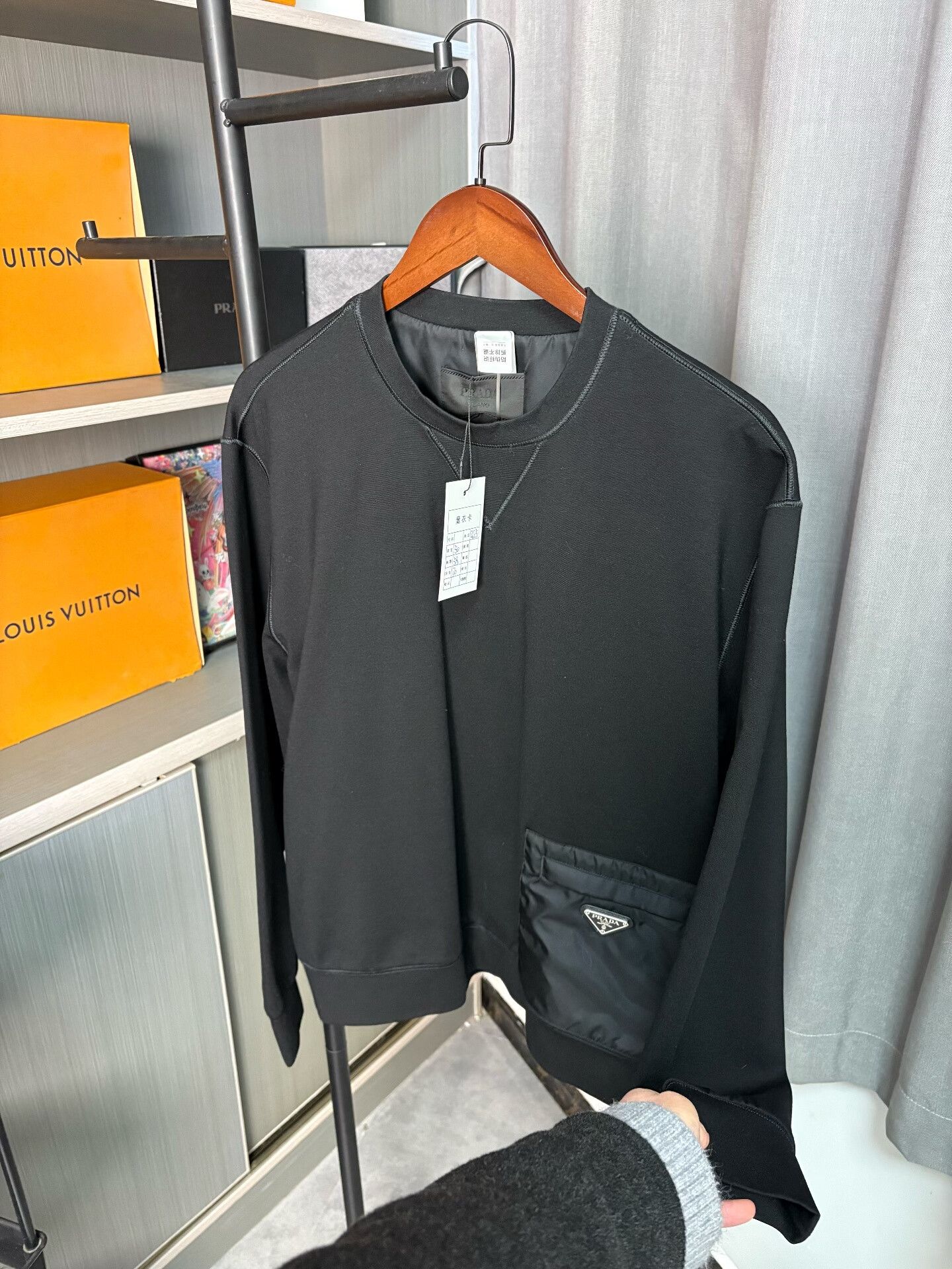 Prada Prada Gold Hoodie L Men Size US L / EU 52-54 / 3 - 5 Thumbnail