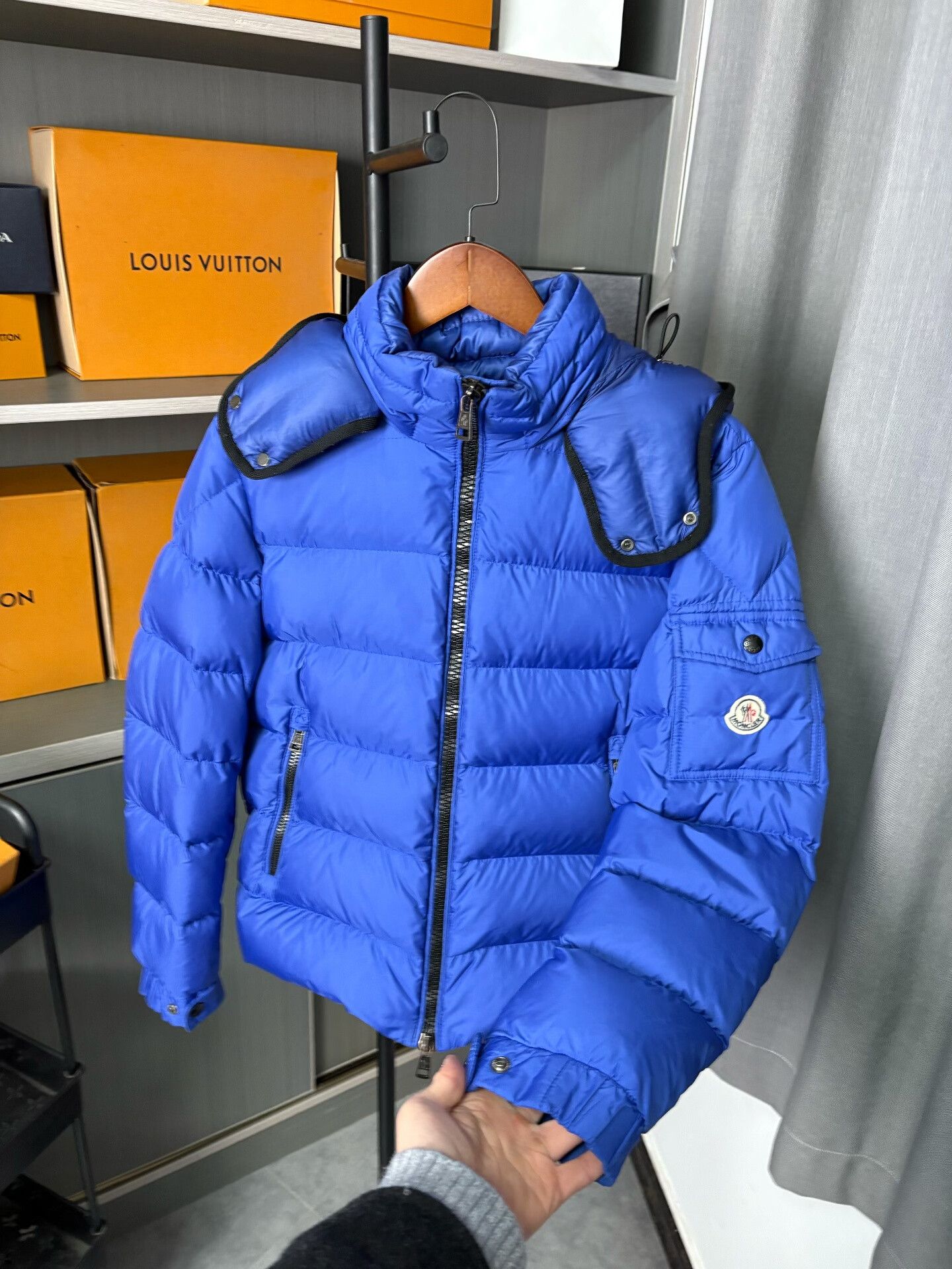 Moncler Moncler Down Blue Heavy Coat Men Size US M / EU 48-50 / 2 - 5 Thumbnail