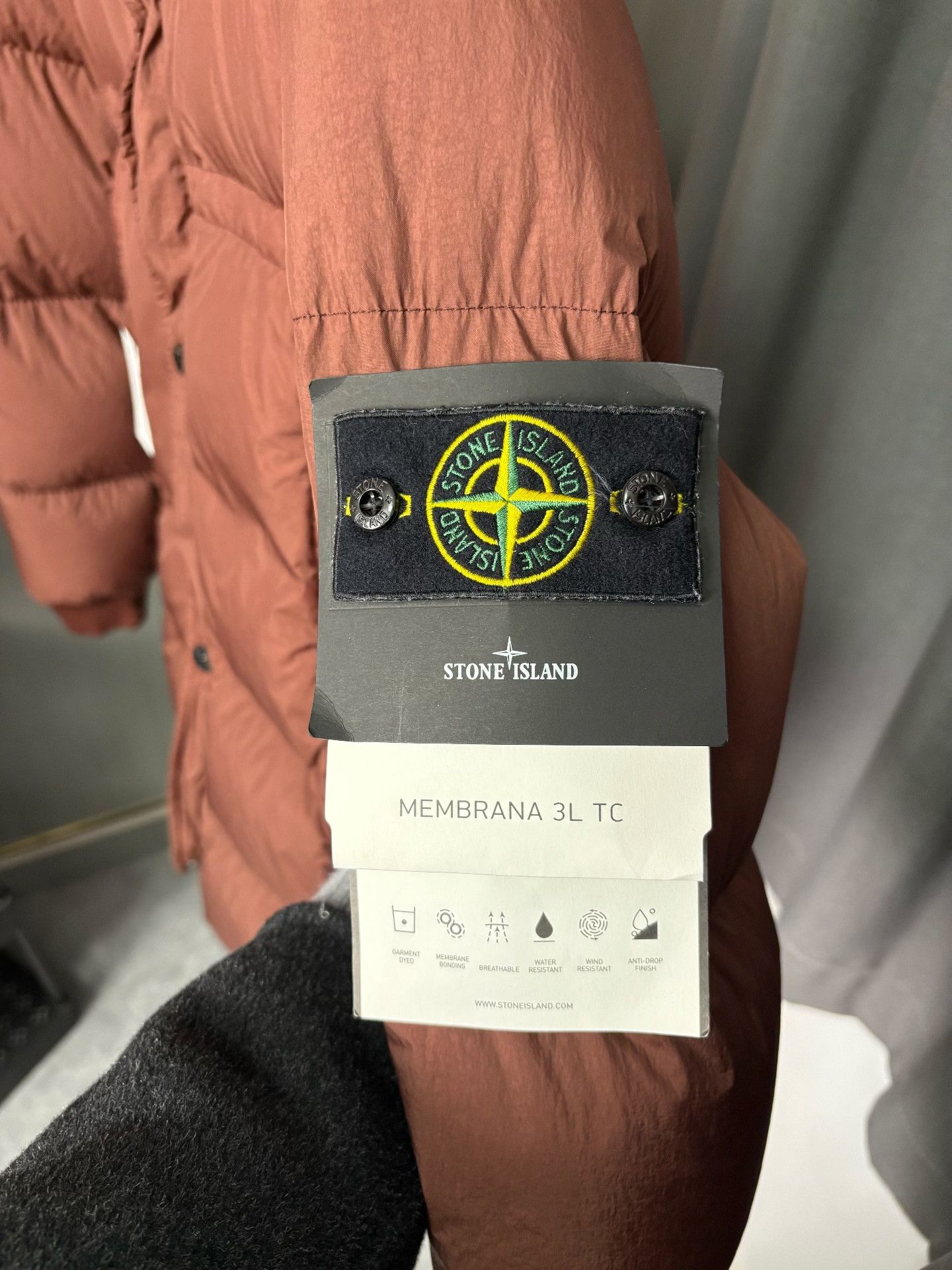 Stone Island Stone Island Red Heavy Coat L Men Size US L / EU 52-54 / 3 - 4 Thumbnail