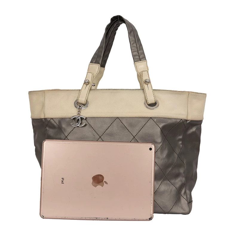 Chanel Chanel Plaid Silver Shoulder Bag 36 Women Size ONE SIZE - 3 Thumbnail