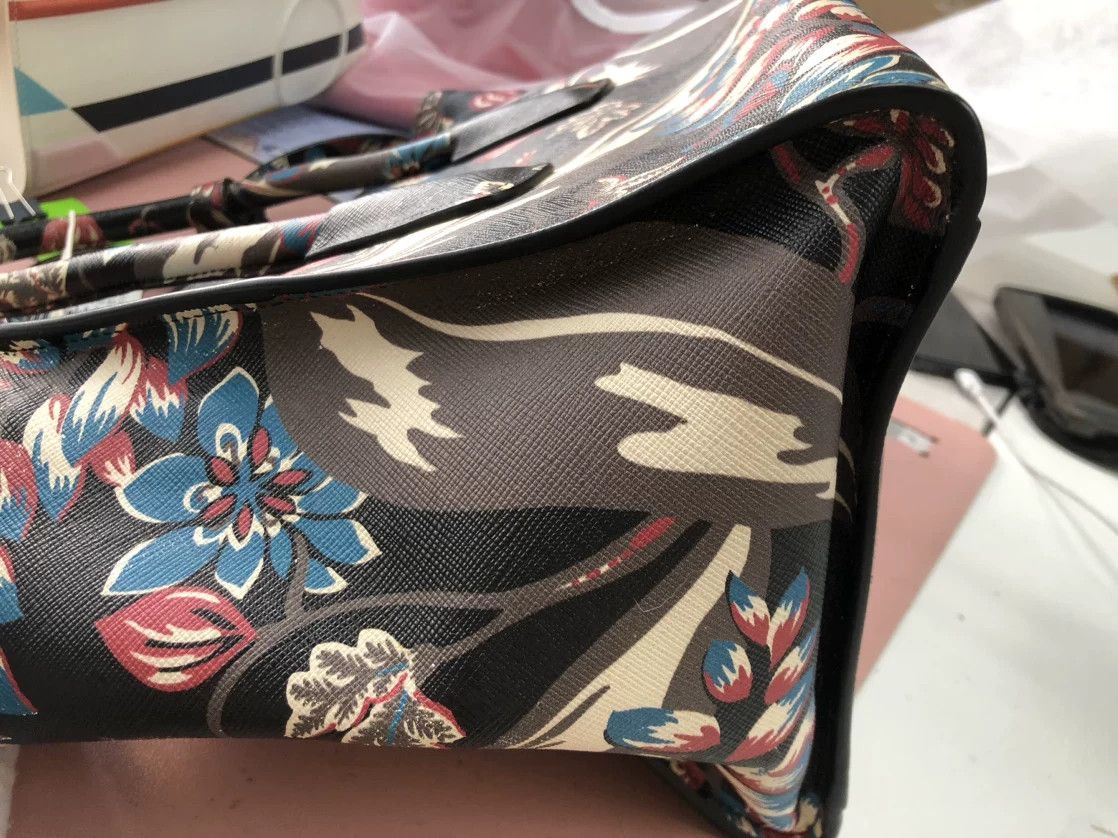 Prada Prada Limited Multi Shoulder Bag 26 Women Size ONE SIZE - 8 Thumbnail