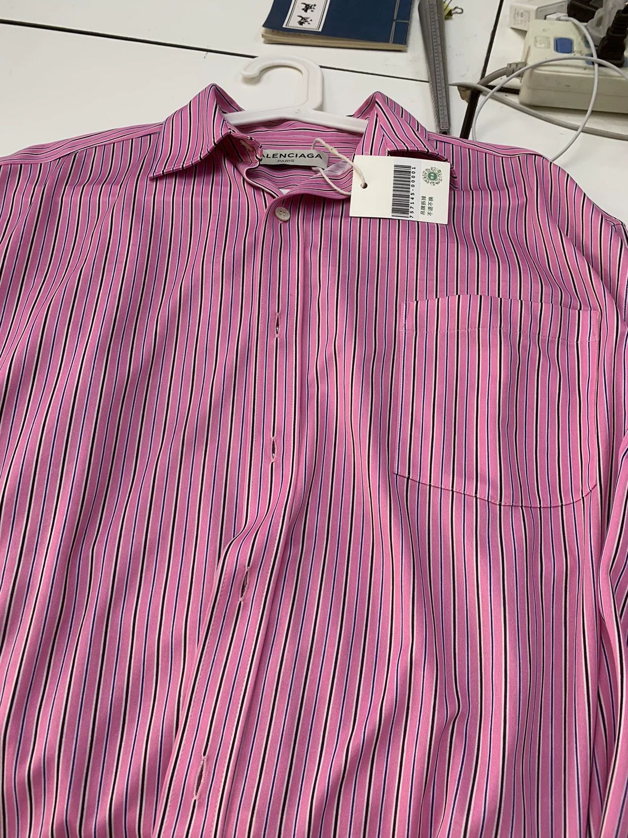 Balenciaga Balenciaga Polyester Striped Shirt XXS Men Size US XXS / EU 40 - 8 Thumbnail
