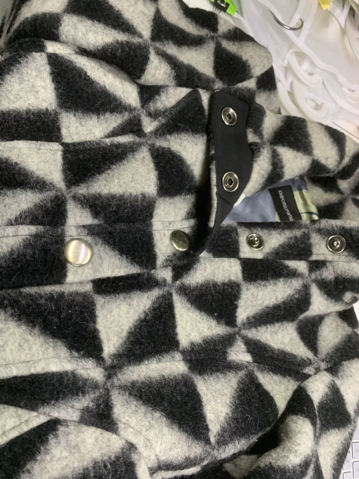 Armani Armani Wool Plaid Coat M Women Size M / US 6-8 / IT 42-44 - 8 Thumbnail