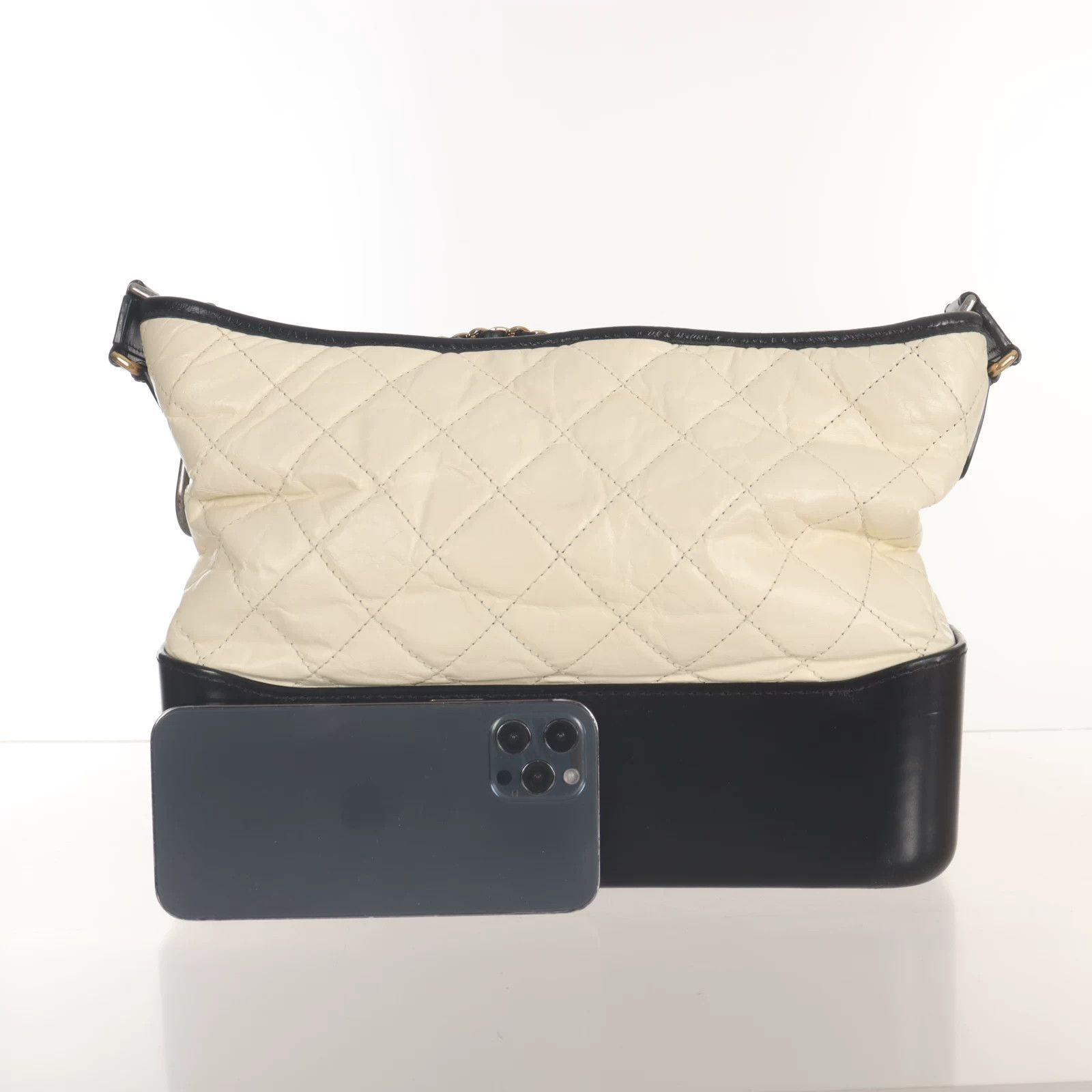 Chanel Chanel Retro Plaid Gray Shoulder Bag 28 Women Size ONE SIZE - 3 Thumbnail