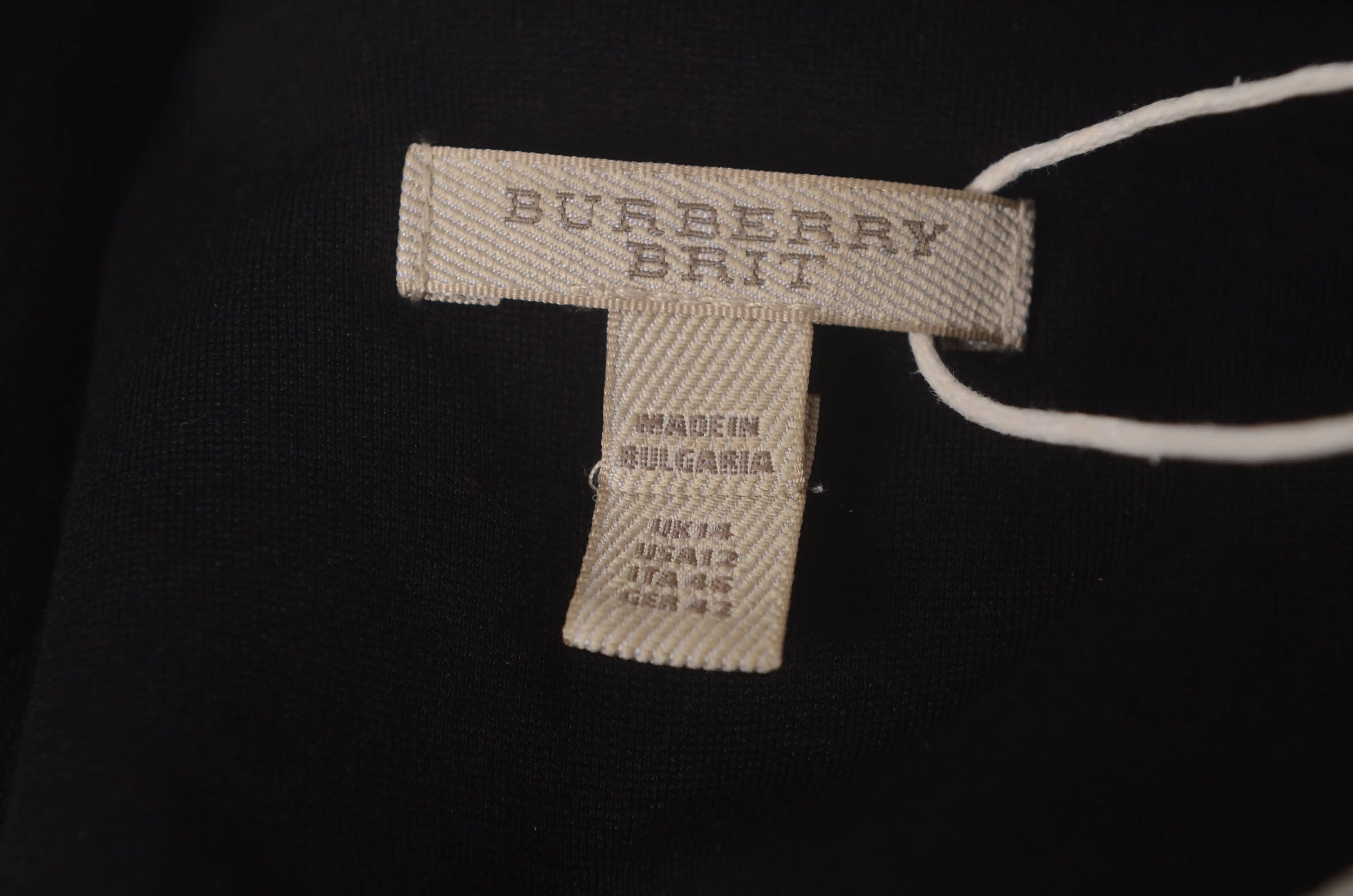 Burberry Burberry Nylon Hoodie L Men Size US L / EU 52-54 / 3 - 3 Thumbnail