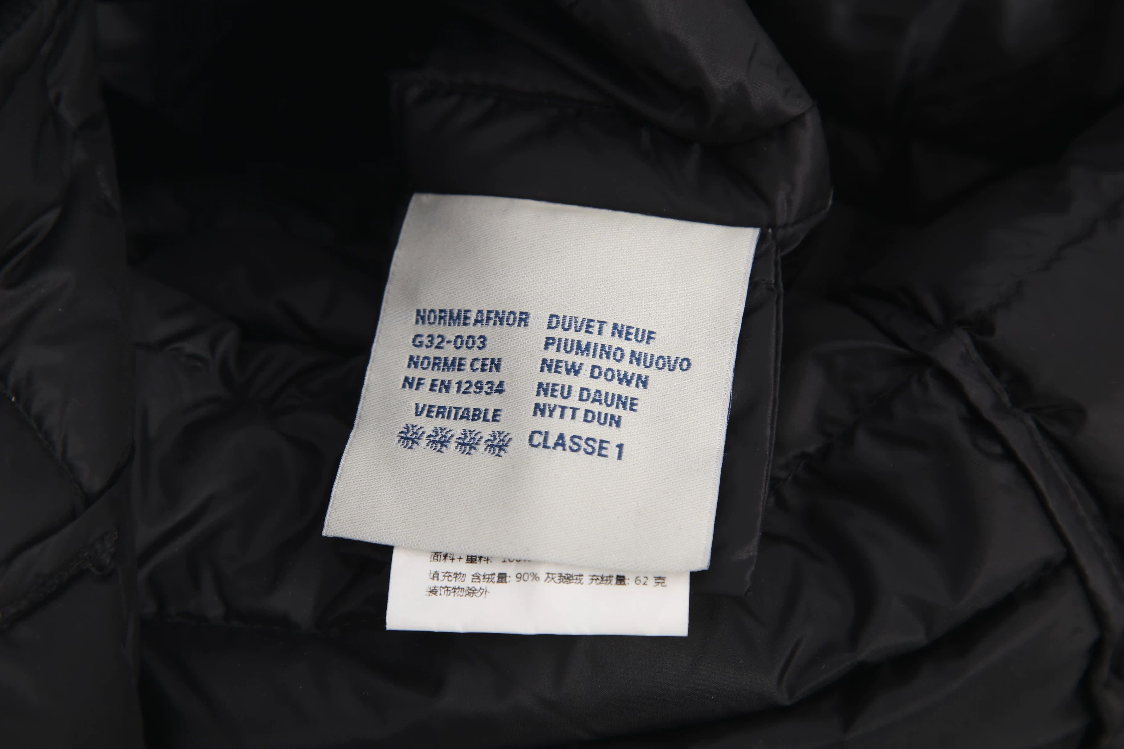 Moncler Moncler Down Heavy Coat XS Men Size US XS / EU 42 / 0 - 6 Thumbnail