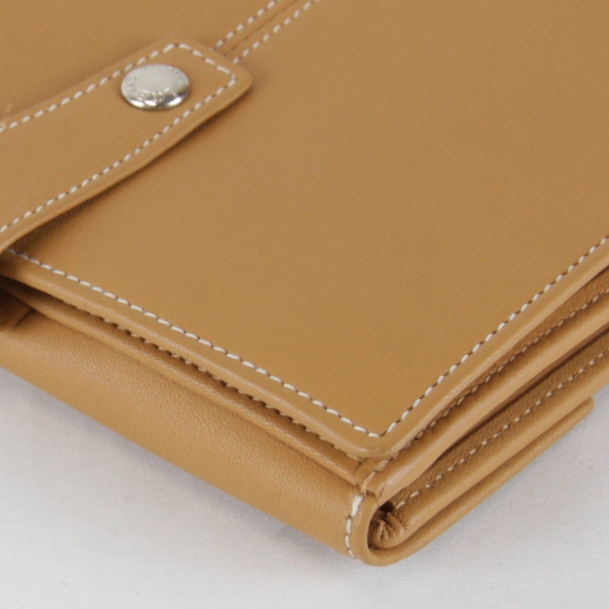 Loewe LOEWE women's bi-fold leather wallet in brown. Size ONE SIZE - 4 Thumbnail