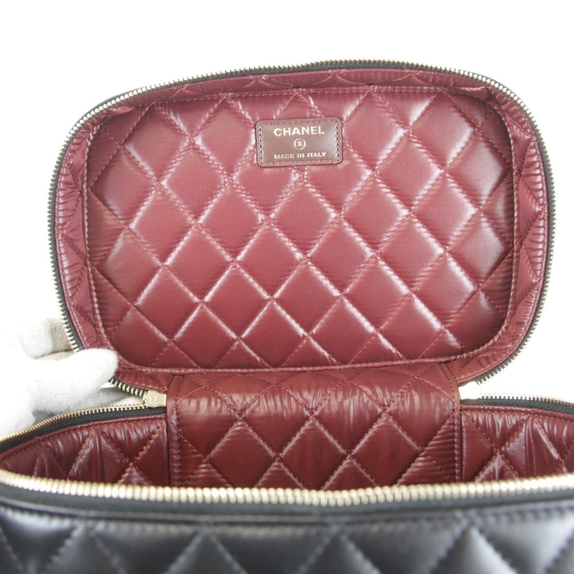 Chanel CHANEL Matelassé Vanity Bag, Lambskin, Black, Women's Size ONE SIZE - 12 Thumbnail
