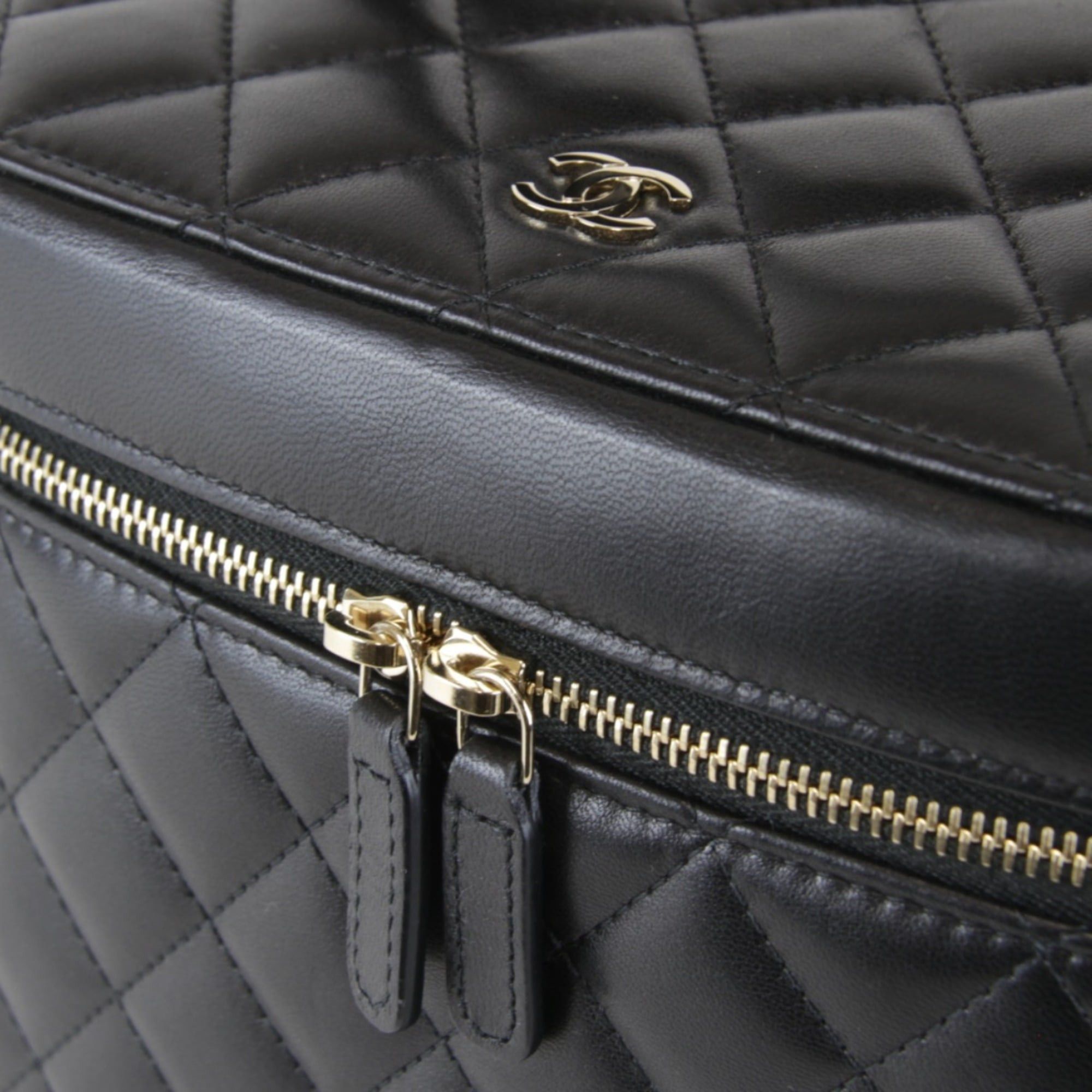 Chanel CHANEL Matelassé Vanity Bag, Lambskin, Black, Women's Size ONE SIZE - 10 Thumbnail
