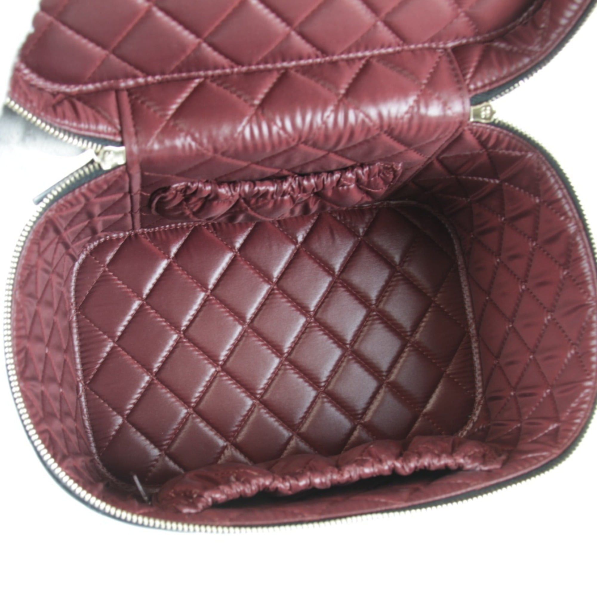 Chanel CHANEL Matelassé Vanity Bag, Lambskin, Black, Women's Size ONE SIZE - 11 Thumbnail