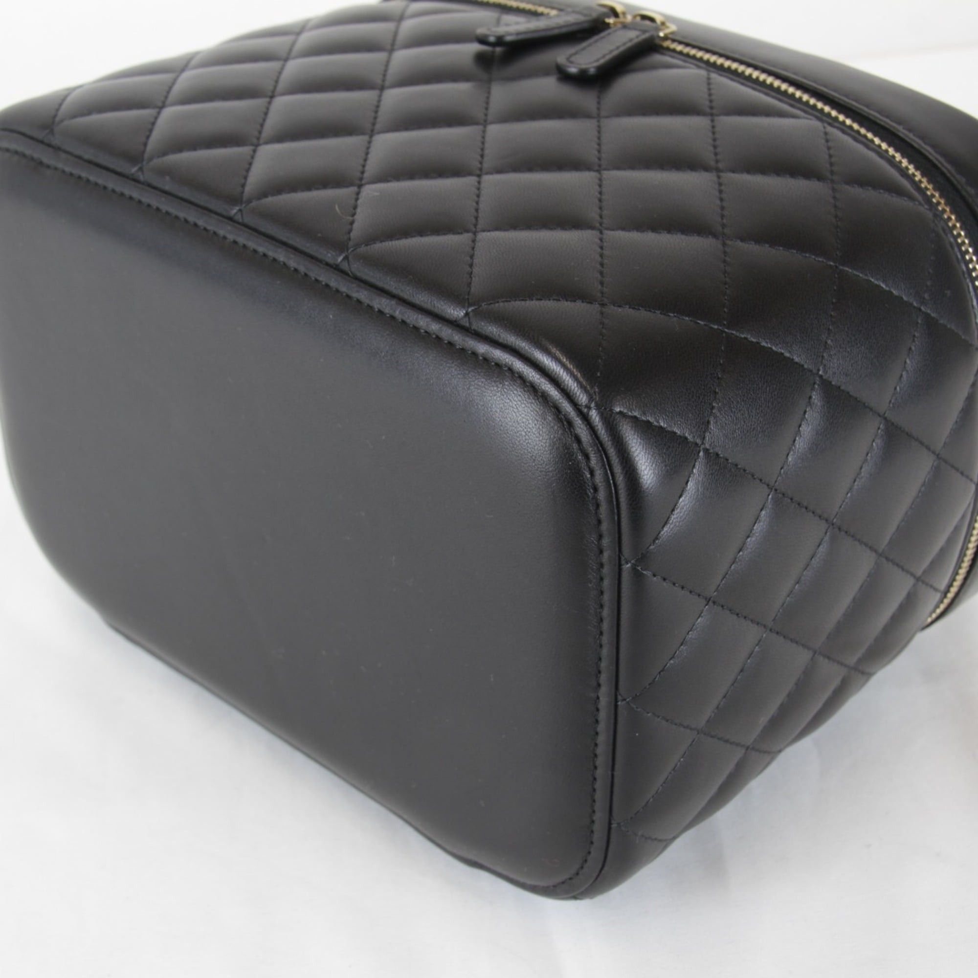 Chanel CHANEL Matelassé Vanity Bag, Lambskin, Black, Women's Size ONE SIZE - 5 Thumbnail