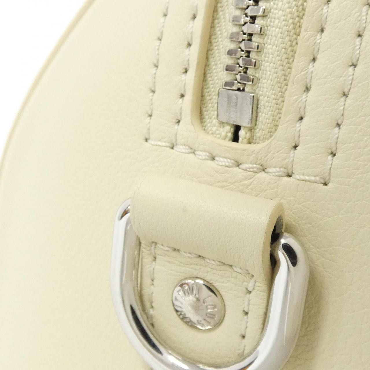 Louis Vuitton Louis Vuitton Louis Vuitton City Keepall Calf Shoulder Bag Leather Shoulder Bag M59670 DUTY FREE for USA Size ONE SIZE - 4 Thumbnail