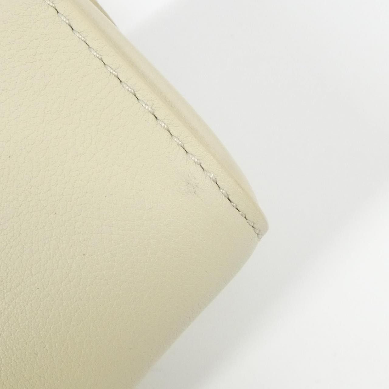 Louis Vuitton Louis Vuitton Louis Vuitton City Keepall Calf Shoulder Bag Leather Shoulder Bag M59670 DUTY FREE for USA Size ONE SIZE - 3 Thumbnail