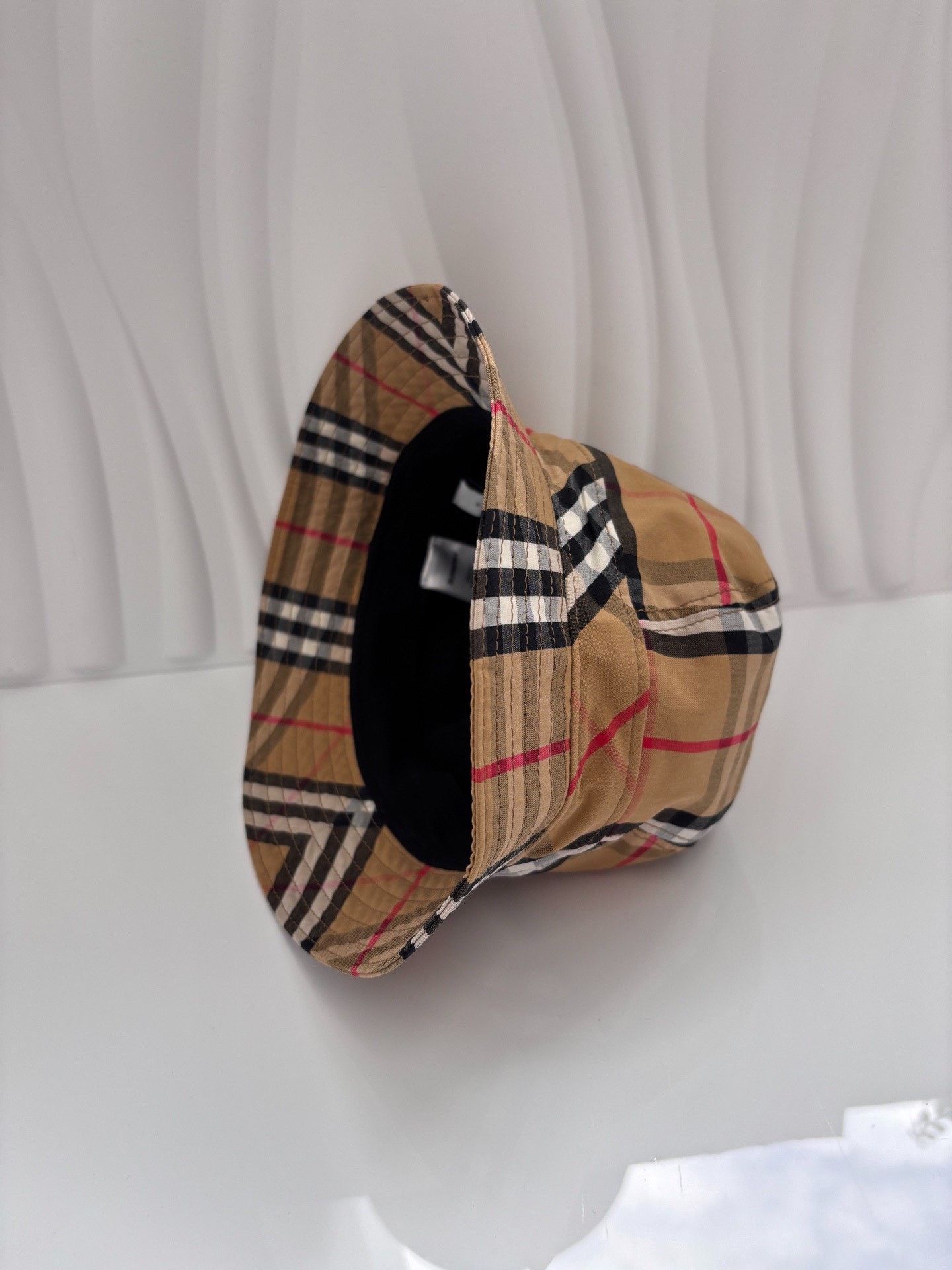 Burberry Burberry Classic Check Bucket Hat Size ONE SIZE - 5 Thumbnail