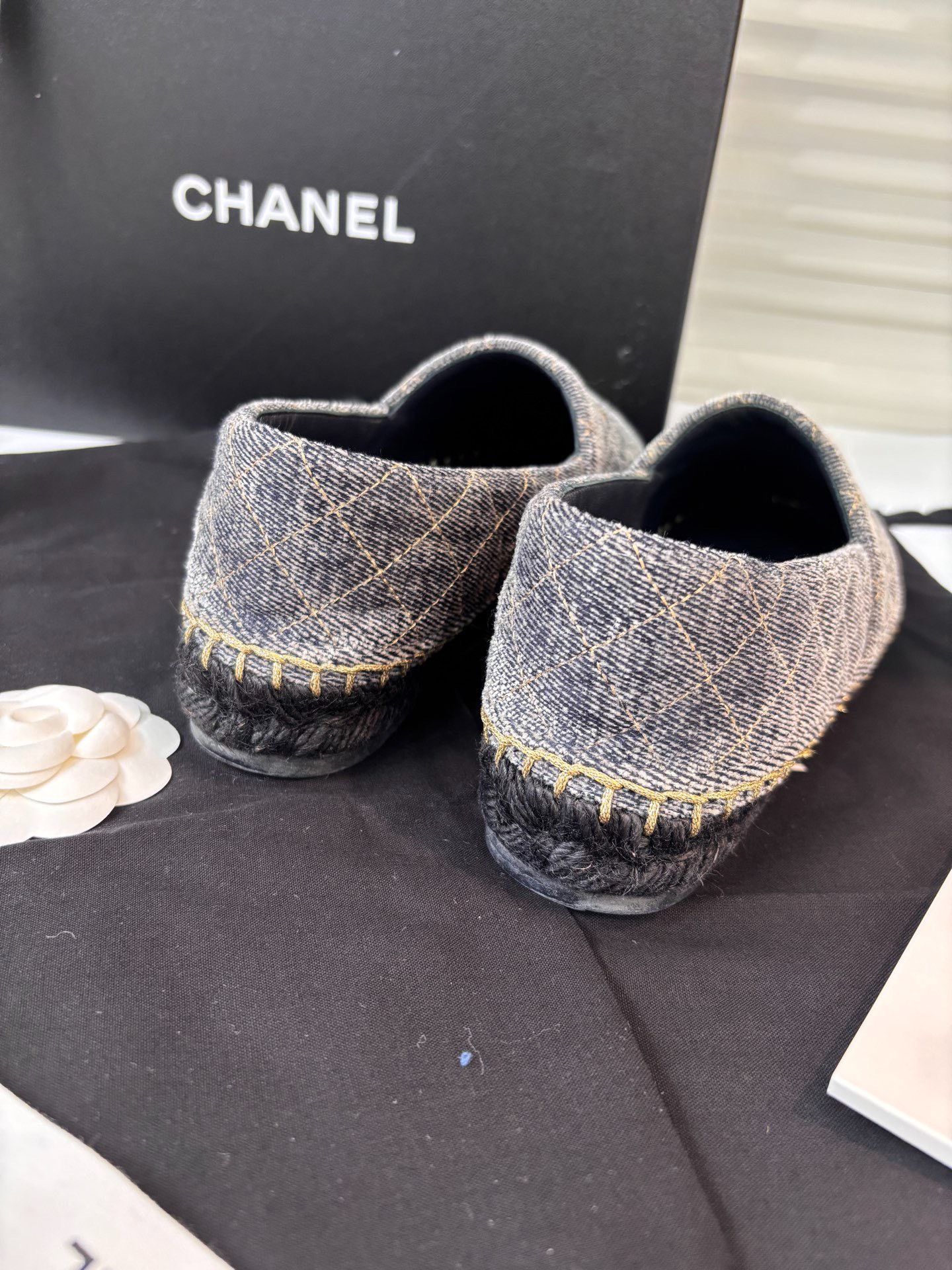 Chanel Chanel Denim Gold Embroidered CC Espadrilles Size US 6 / IT 36 - 2 Thumbnail