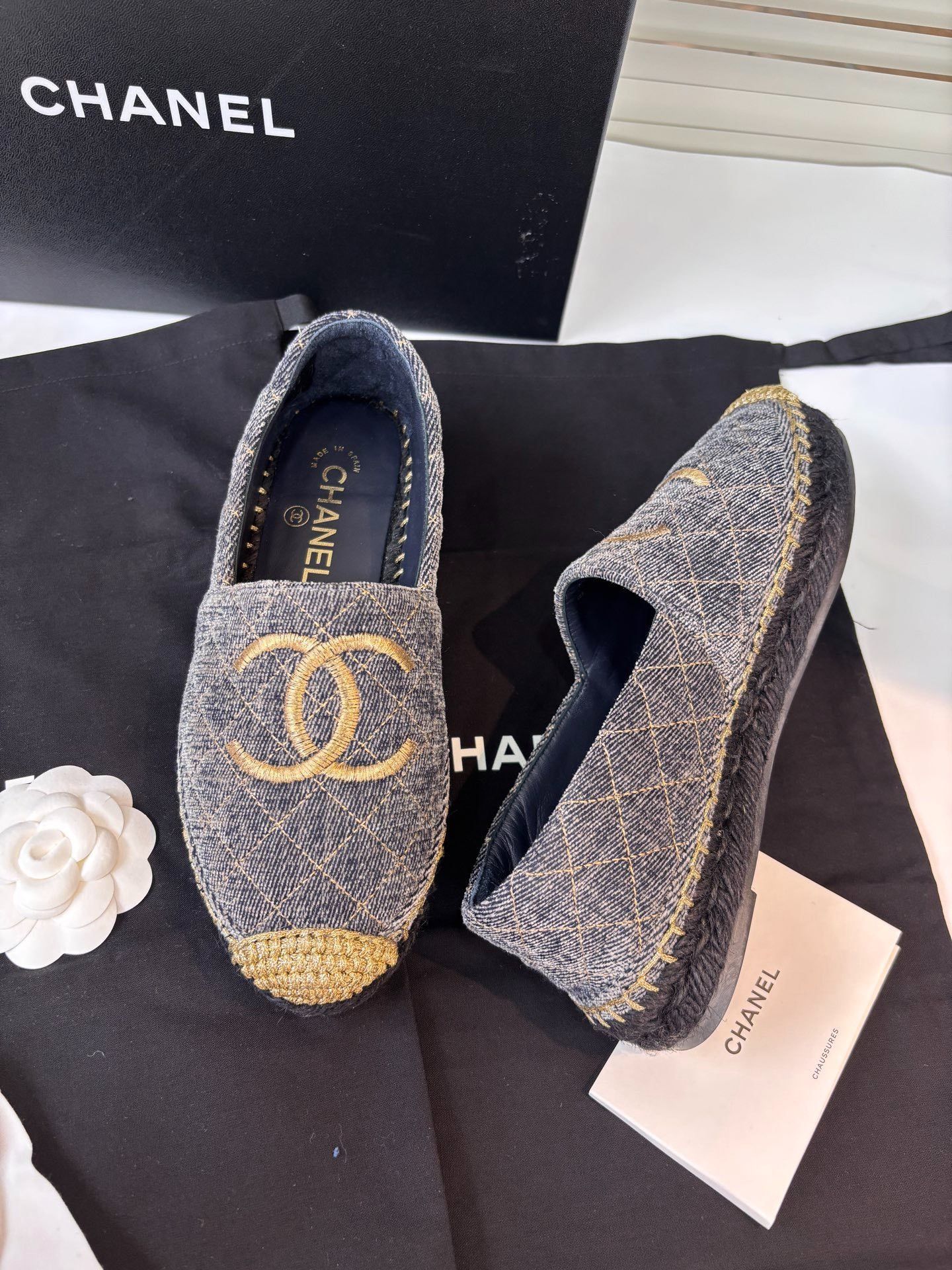 Chanel Chanel Denim Gold Embroidered CC Espadrilles Size US 6 / IT 36 - 4 Thumbnail