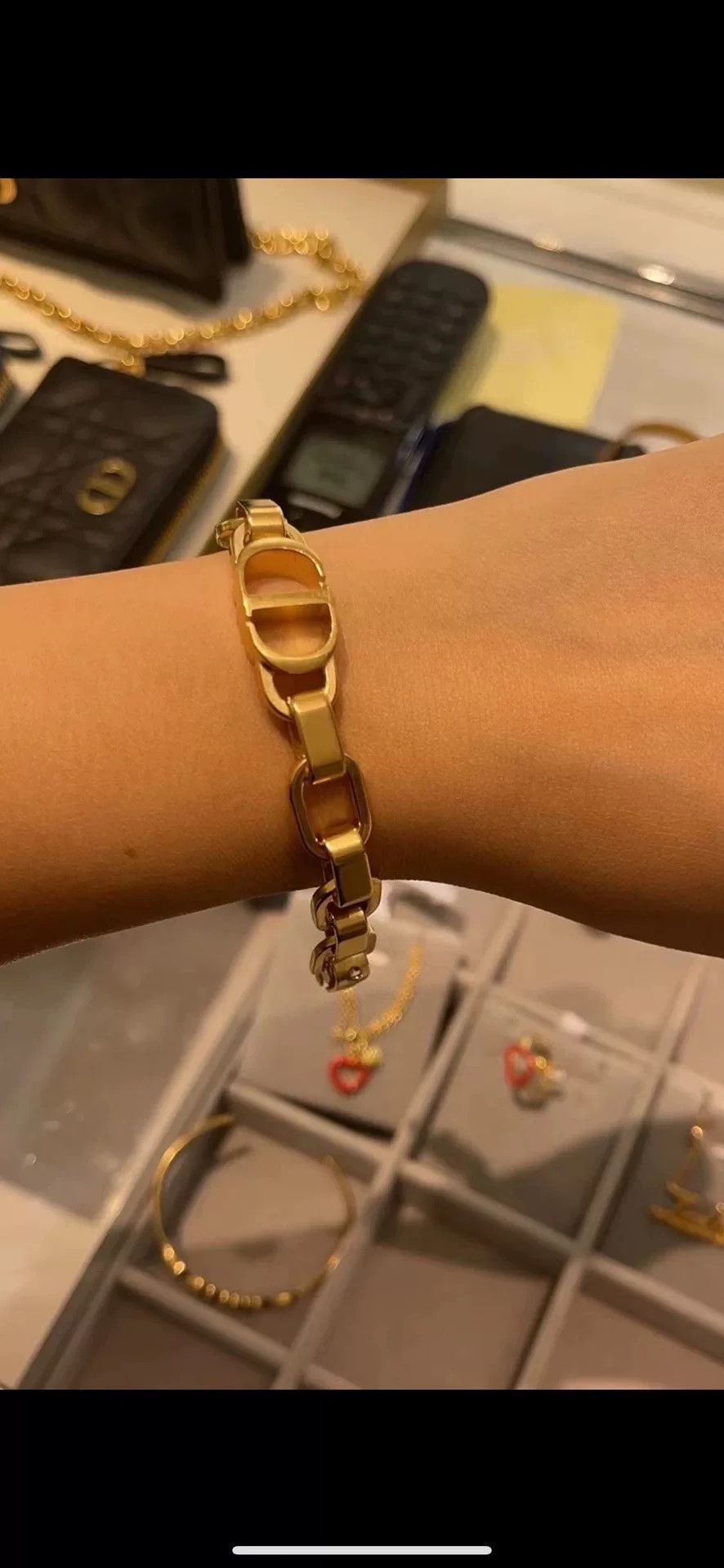 Dior Dior Montaigne 30 Vintage Bracelet Size ONE SIZE - 4 Thumbnail
