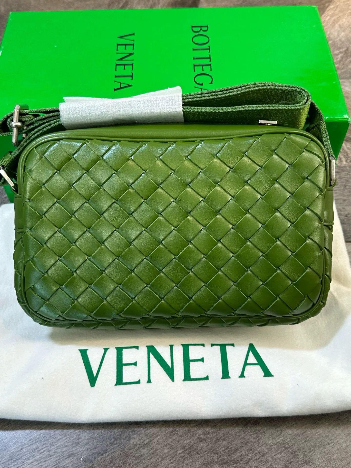 Bottega Veneta BV Classic Woven Camera Messenger Bag Size ONE SIZE - 3 Thumbnail