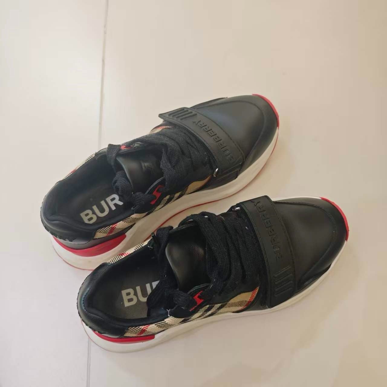 Burberry Burberry Classic Check Sneakers Size 35 Size US 4 / IT 34 - 3 Thumbnail