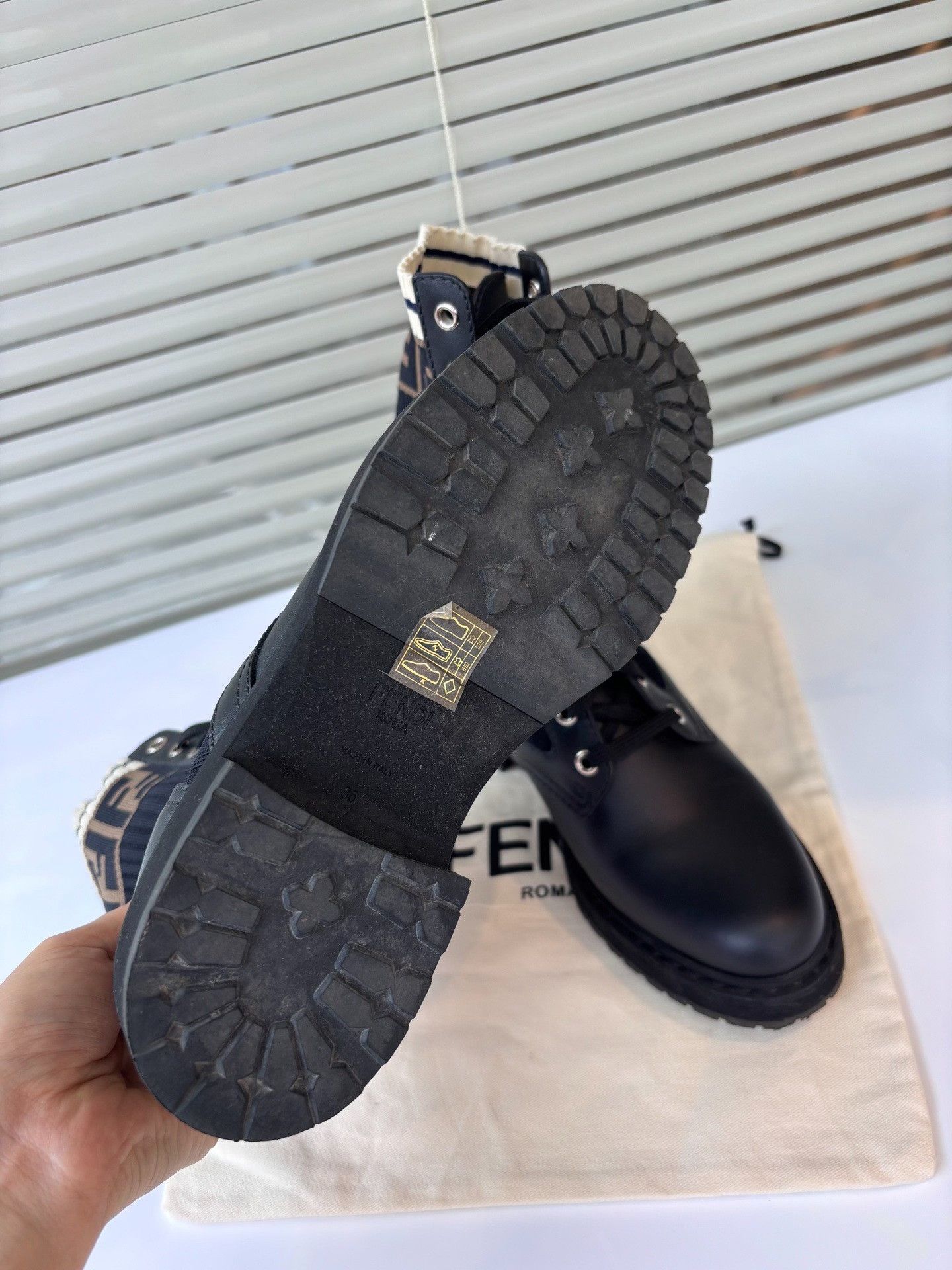 Fendi Fendi Black Leather Knit Logo Boots Size US 5 / IT 35 - 3 Thumbnail