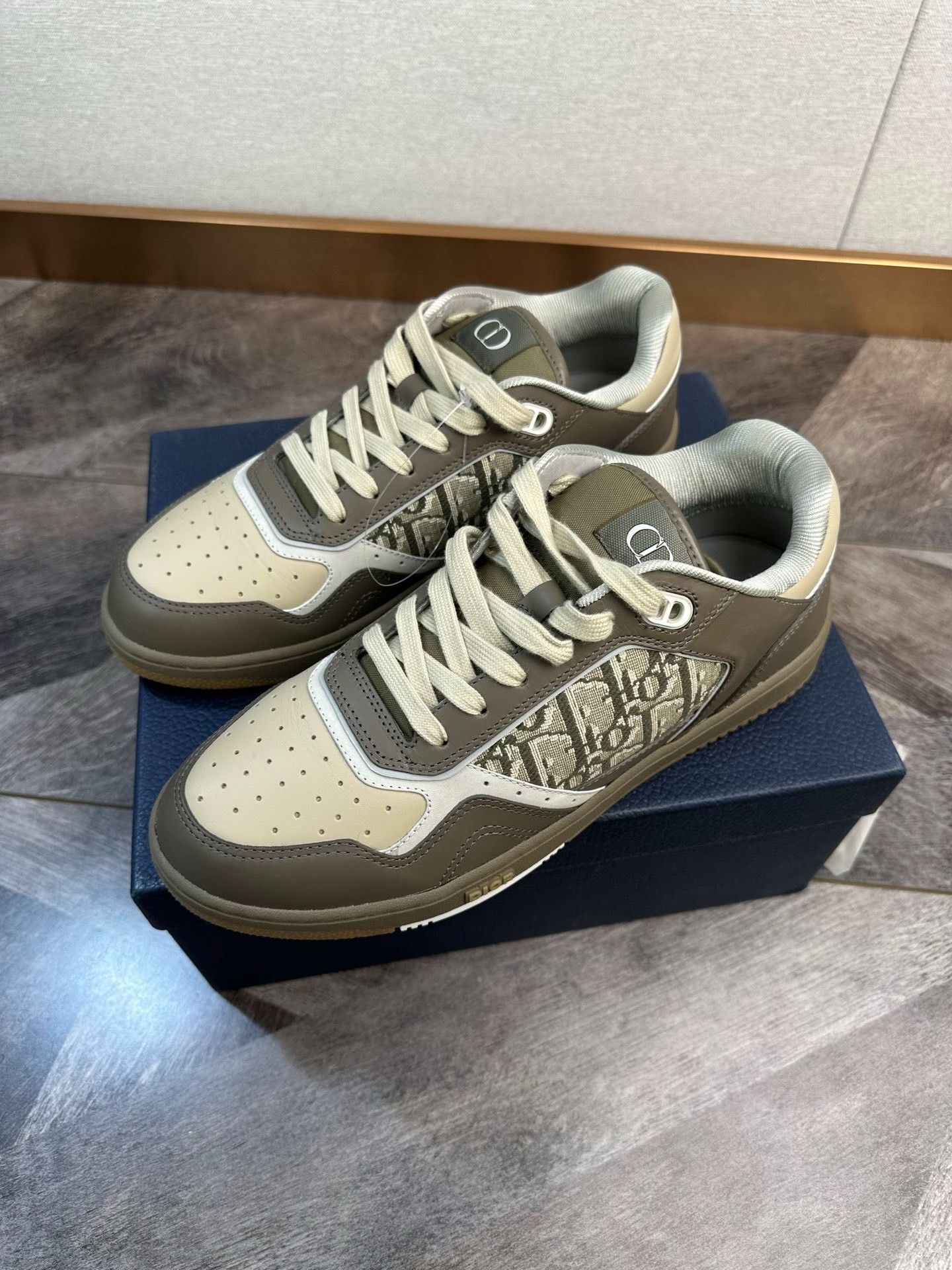 Dior Dior B27 Low-Top Logo Sneakers Size US 9 / EU 42 - 3 Thumbnail