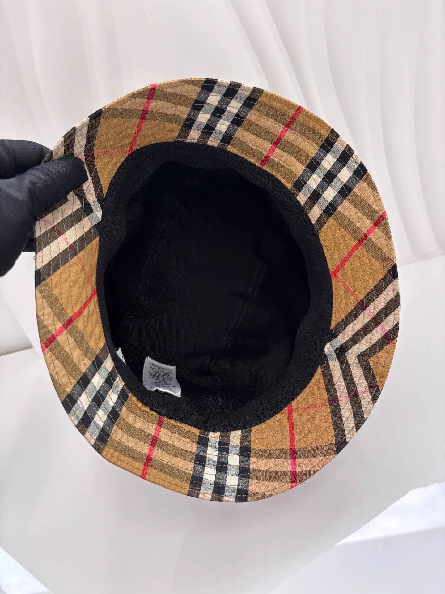 Burberry Burberry Classic Check Bucket Hat Size ONE SIZE - 5 Thumbnail