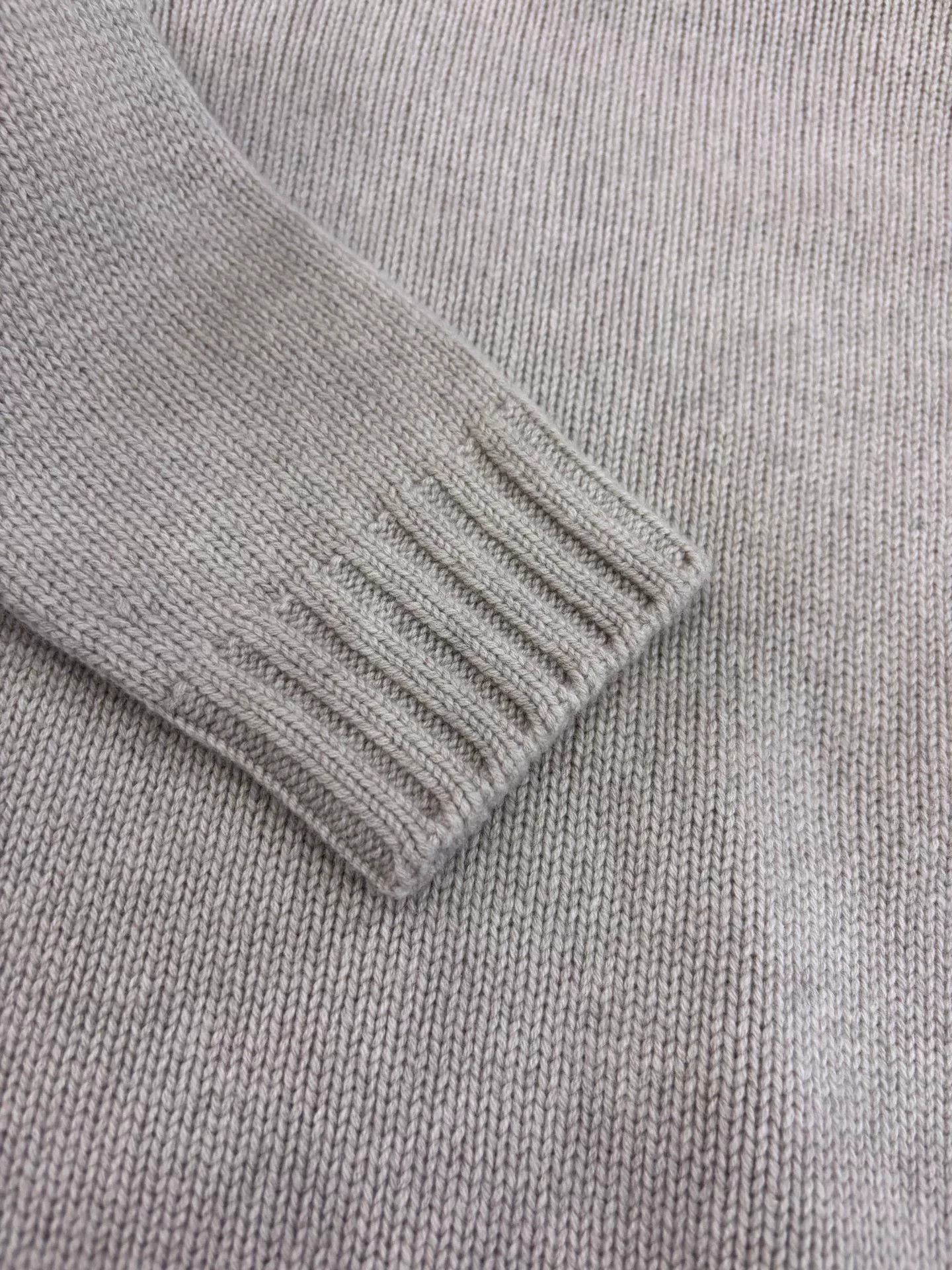 Max Mara MaxMara Short Light Beige Sweater Size S / US 4 / IT 40 - 8 Thumbnail