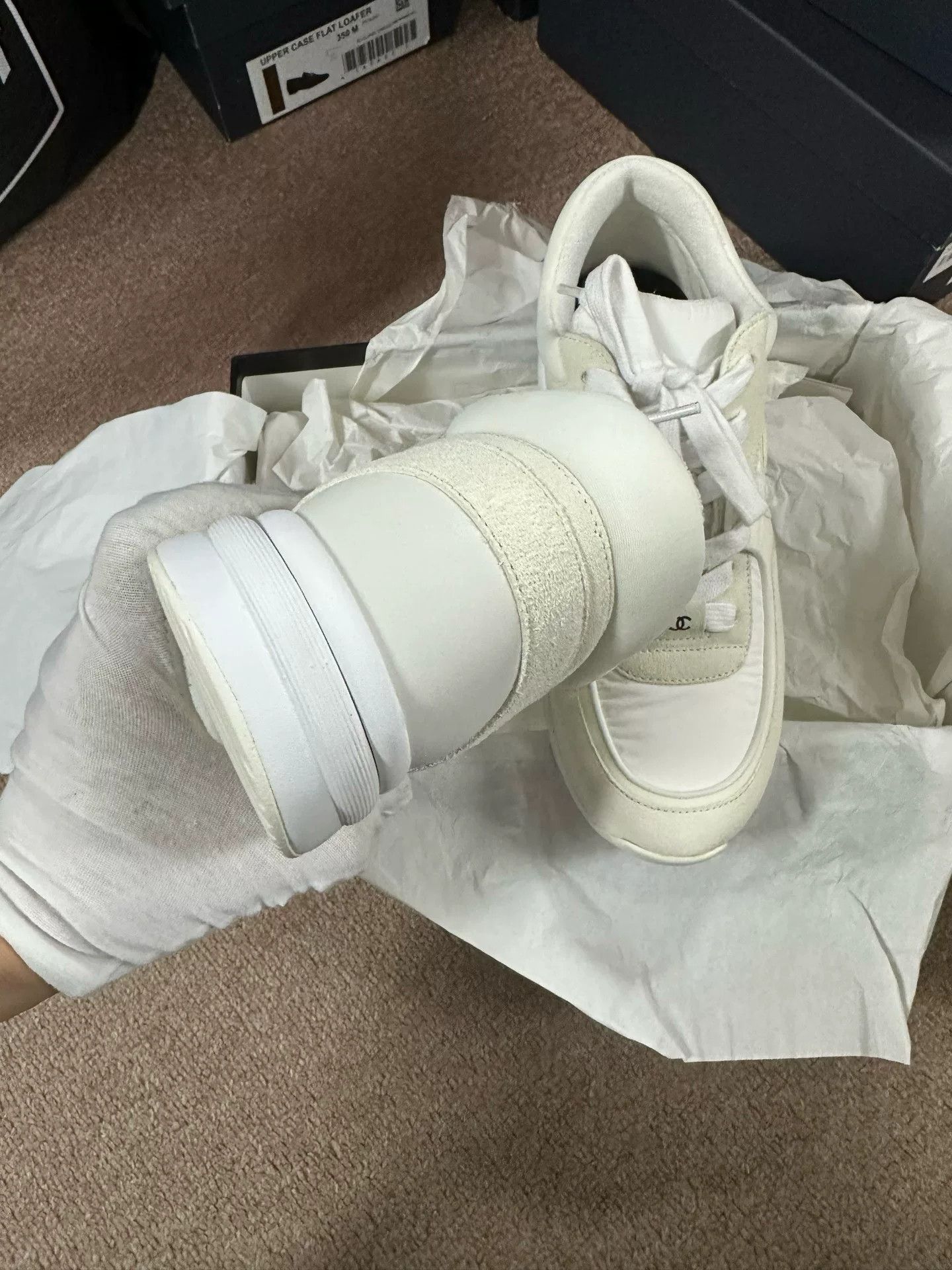 Chanel Chanel Classic Beige Women's Sneakers Size US 8 / IT 38 - 2 Thumbnail