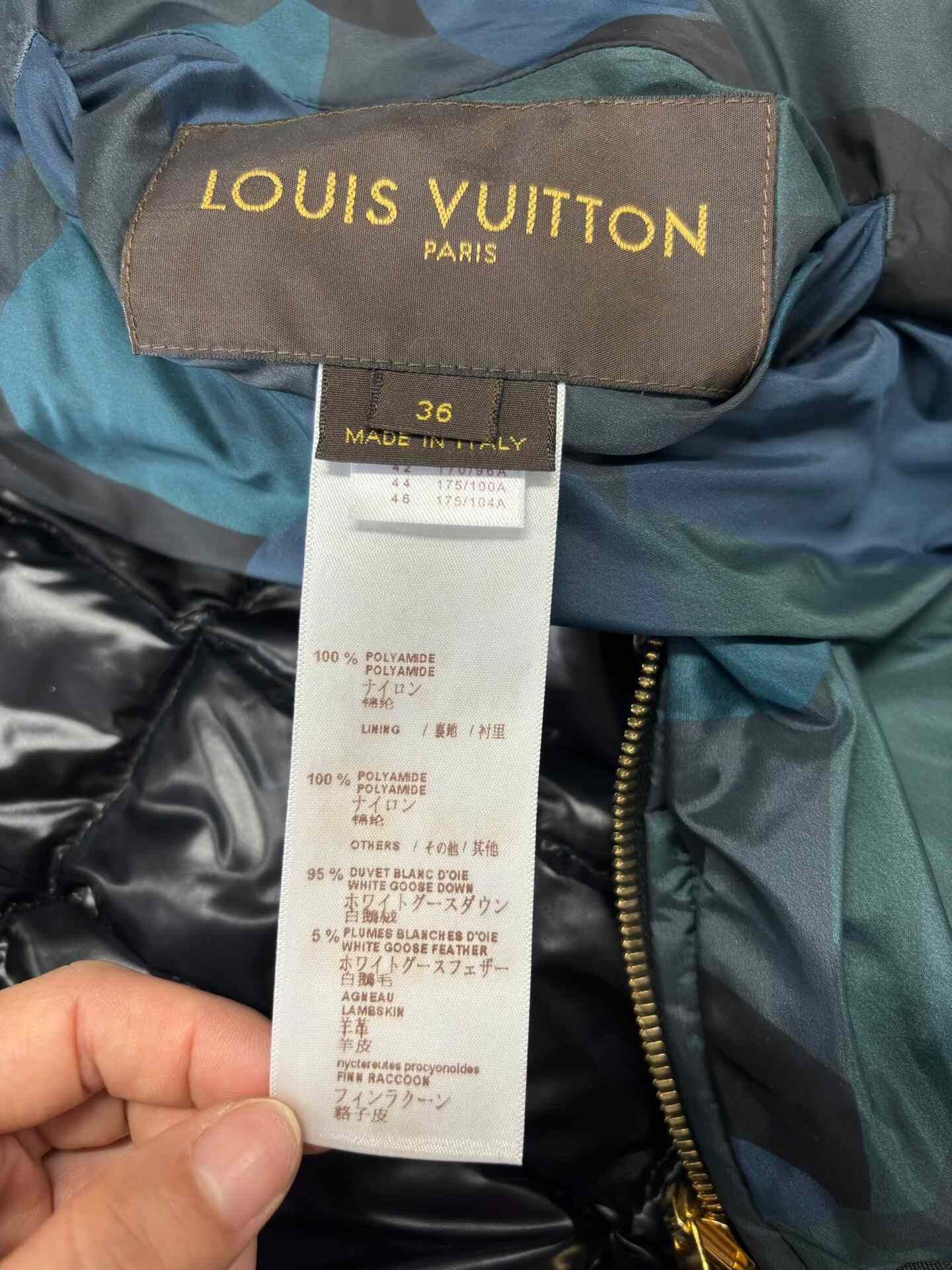 Louis Vuitton Louis Vuitton Reversible Down Jacket Size XS / US 0-2 / IT 36-38 - 9 Thumbnail