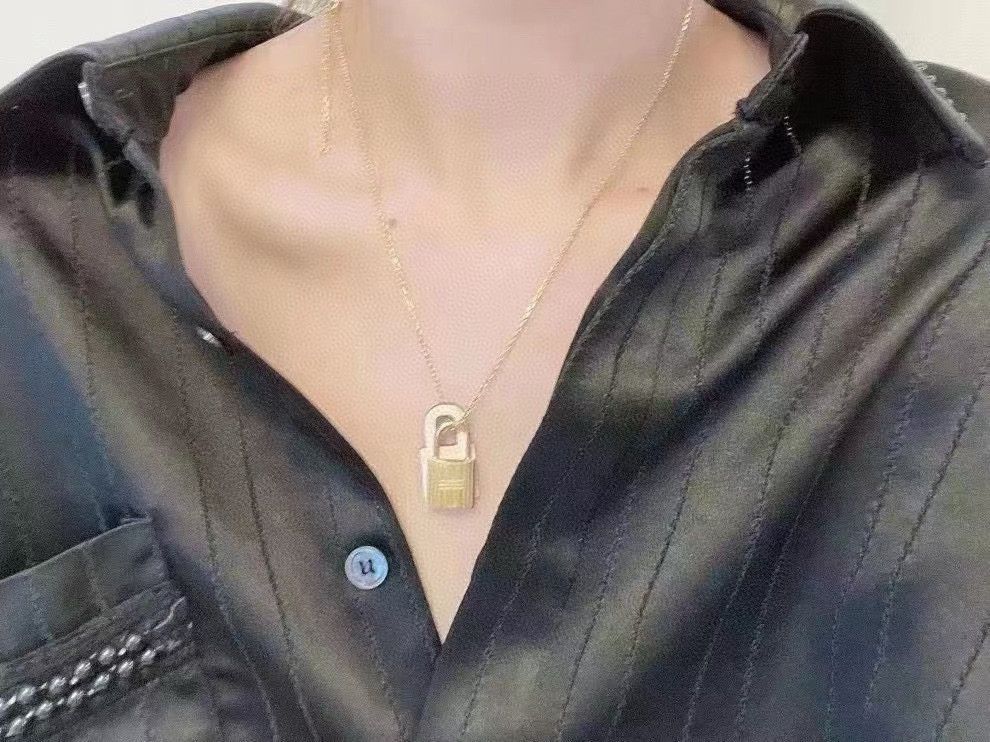 Hermes HERMES OKelly Small Lock Necklace Size ONE SIZE - 3 Thumbnail