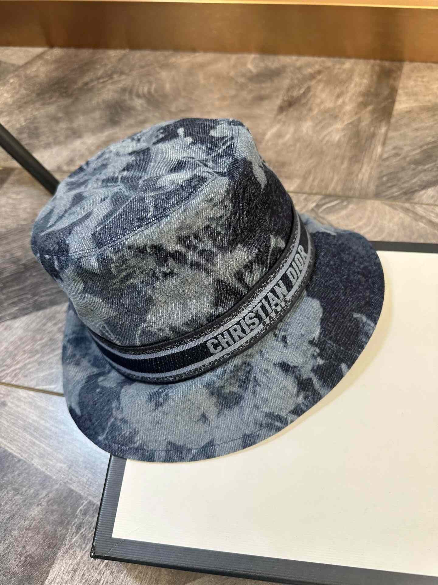 Dior Dior Classic Denim Bucket Hat Size ONE SIZE - 6 Thumbnail