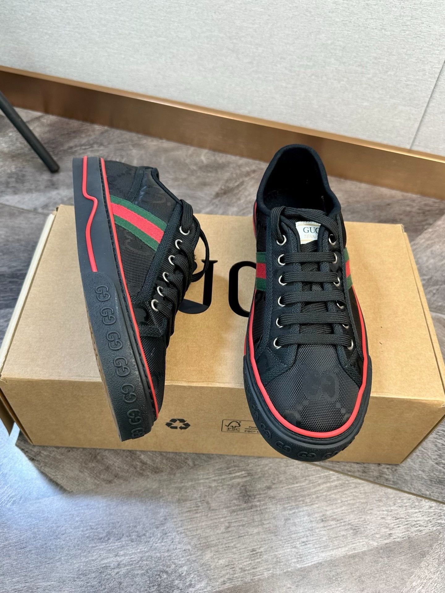 Gucci Gucci 1977 Canvas Sneakers Size US 5.5 / IT 35.5 - 9 Thumbnail