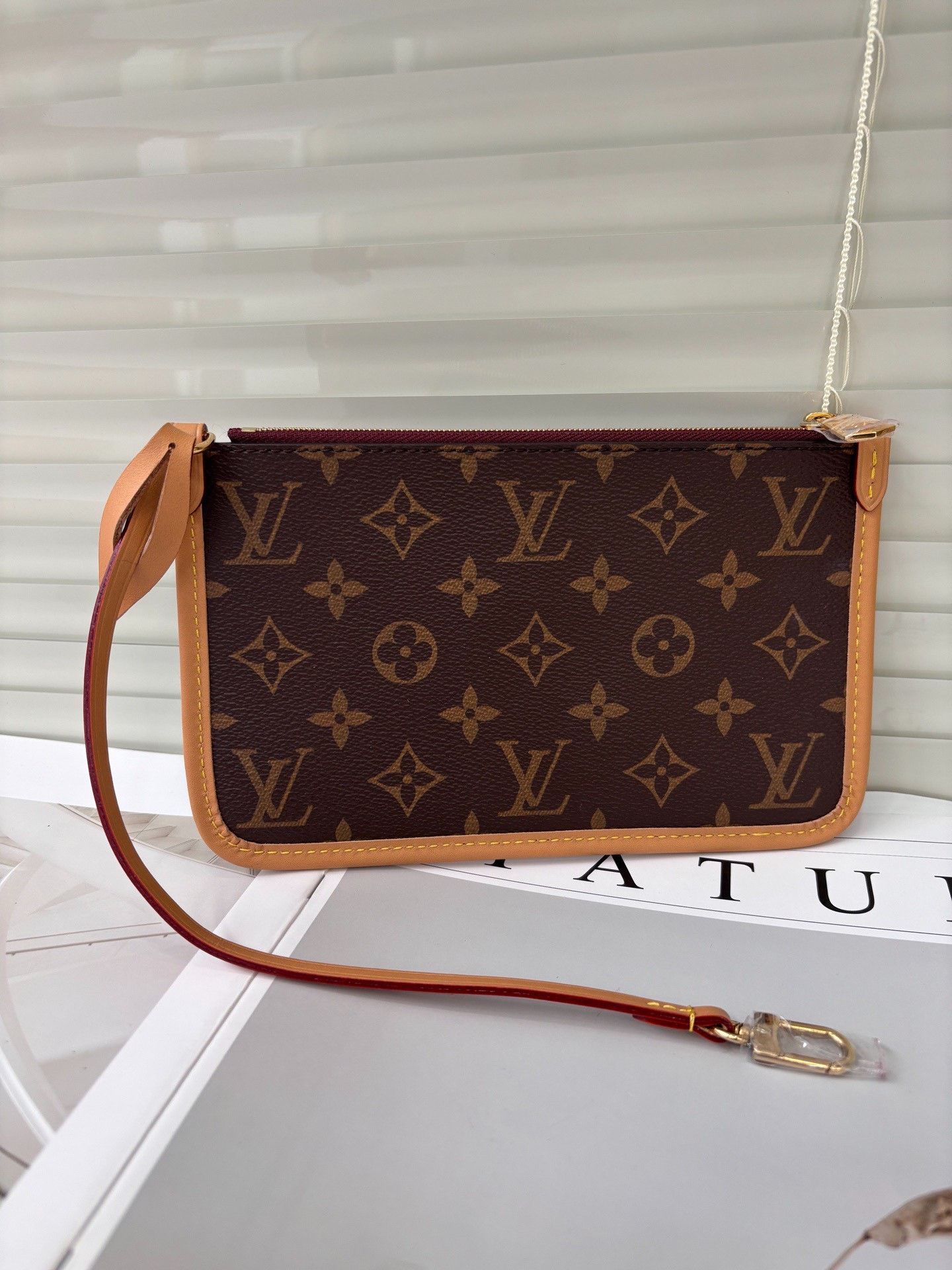 Louis Vuitton LV Classic Monogram Carryall Pouch Size ONE SIZE - 3 Thumbnail
