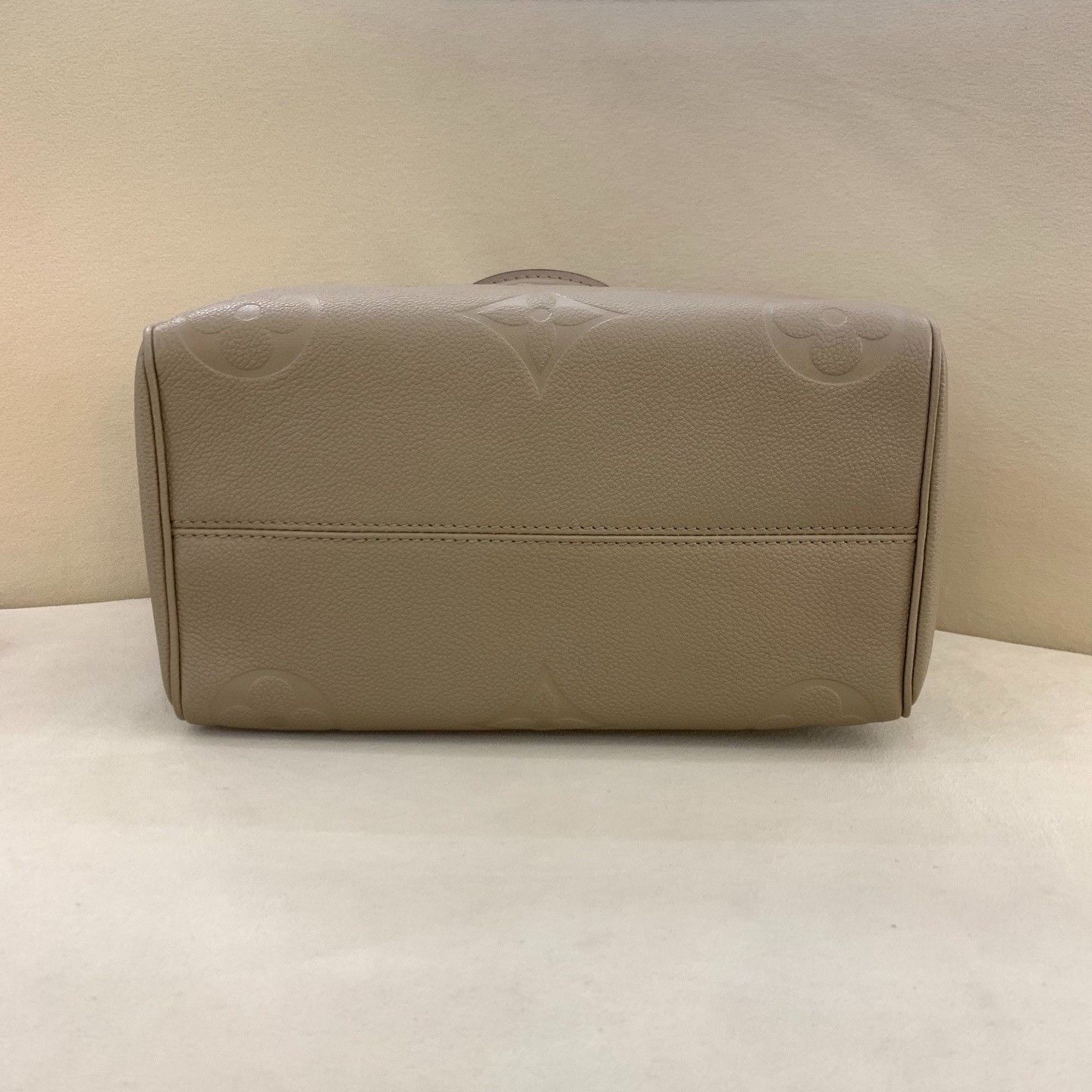 Louis Vuitton Louis Vuitton Elephant Gray Speedy 25 Size ONE SIZE - 3 Thumbnail
